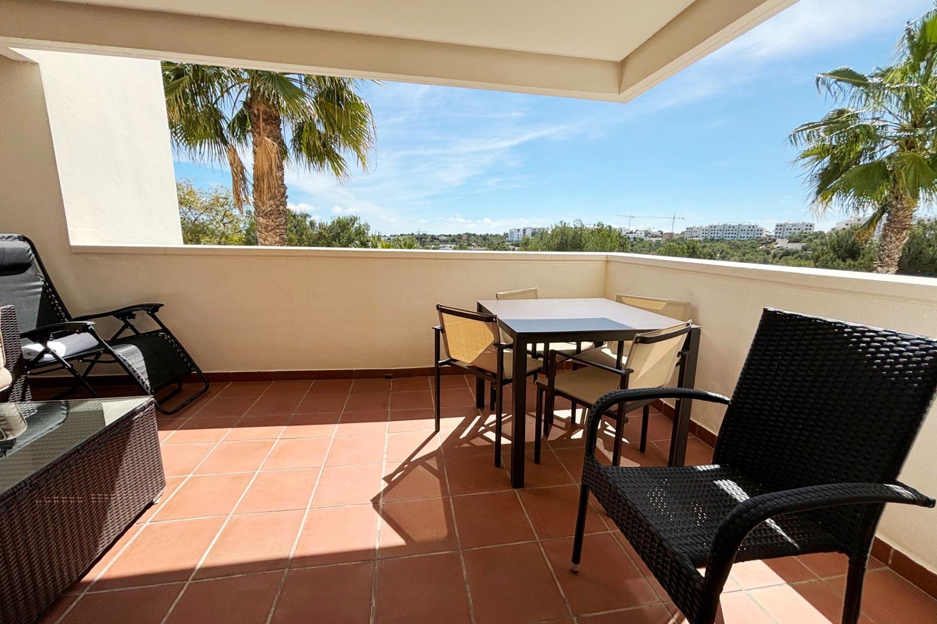 Resale - Apartamento - Orihuela - Las Colinas Golf