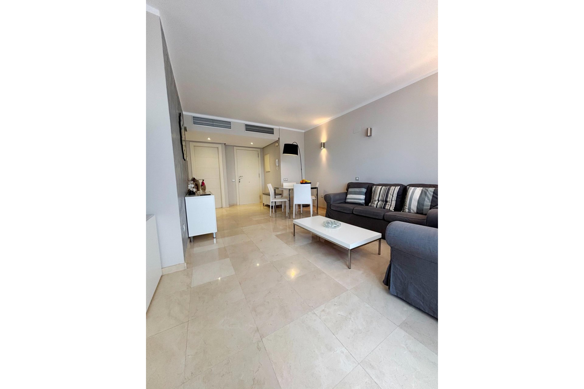 Resale - Apartamento - Orihuela - Las Colinas Golf