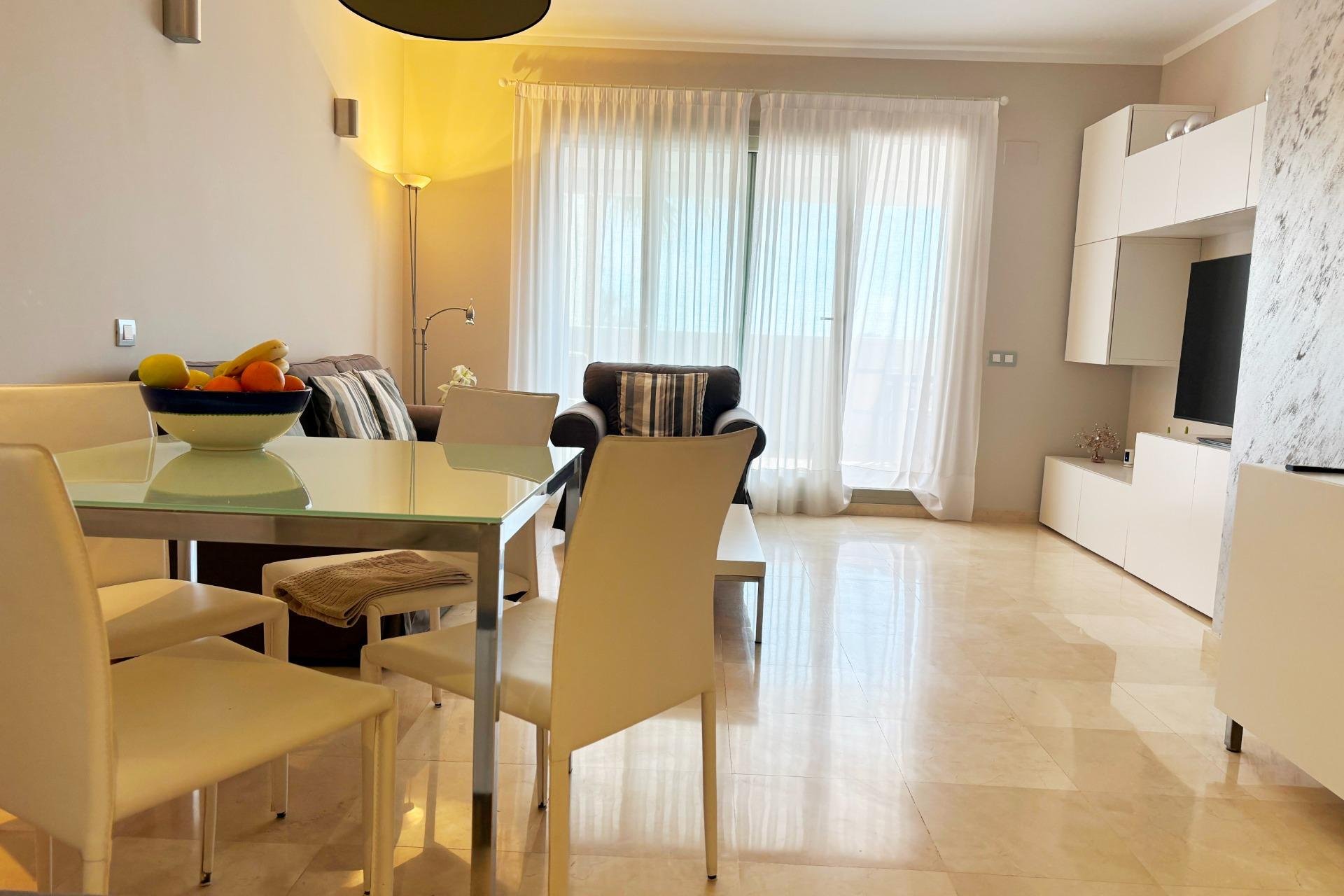 Resale - Apartamento - Orihuela - Las Colinas Golf