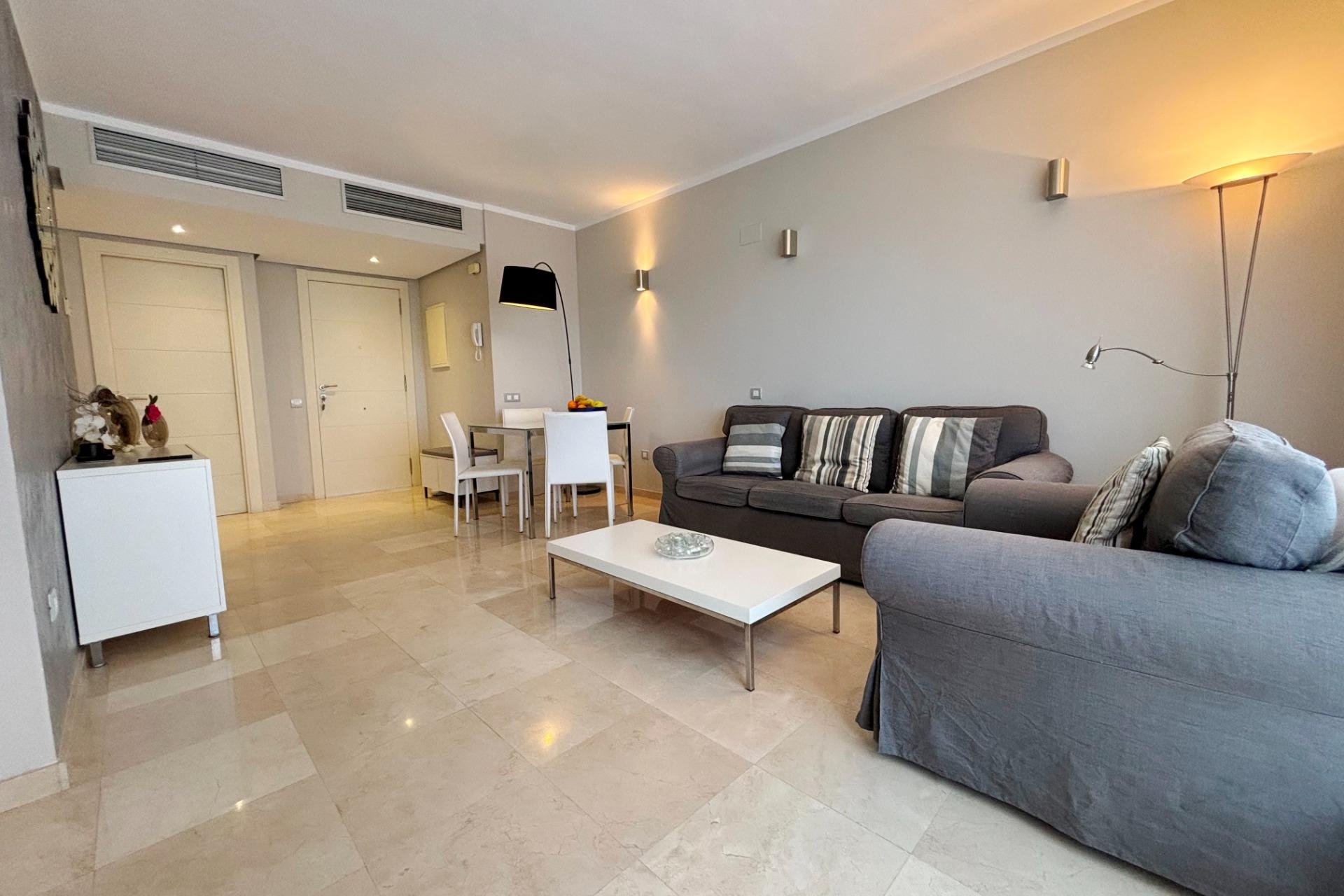 Resale - Apartamento - Orihuela - Las Colinas Golf