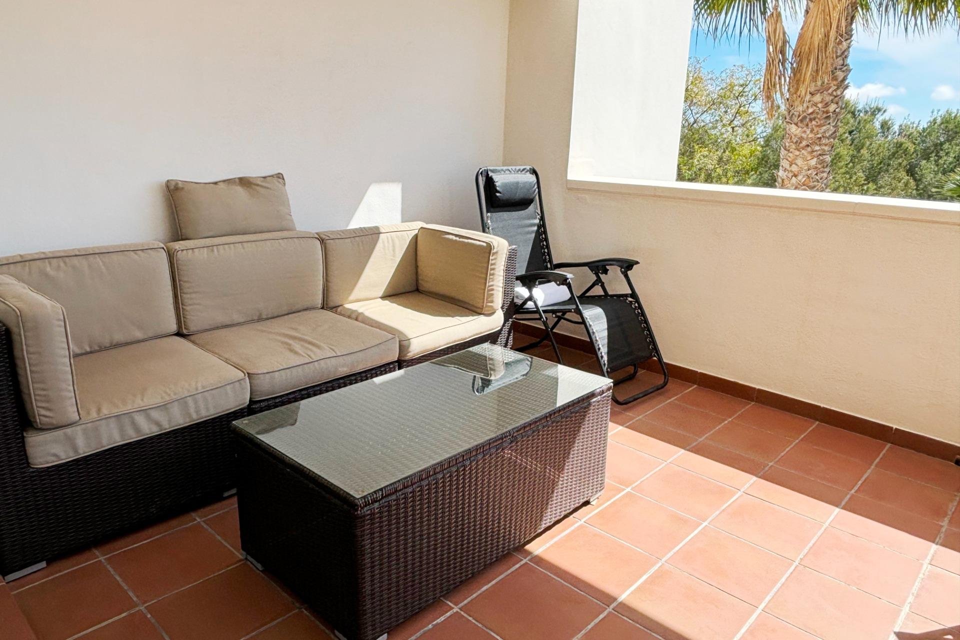 Resale - Apartamento - Orihuela - Las Colinas Golf