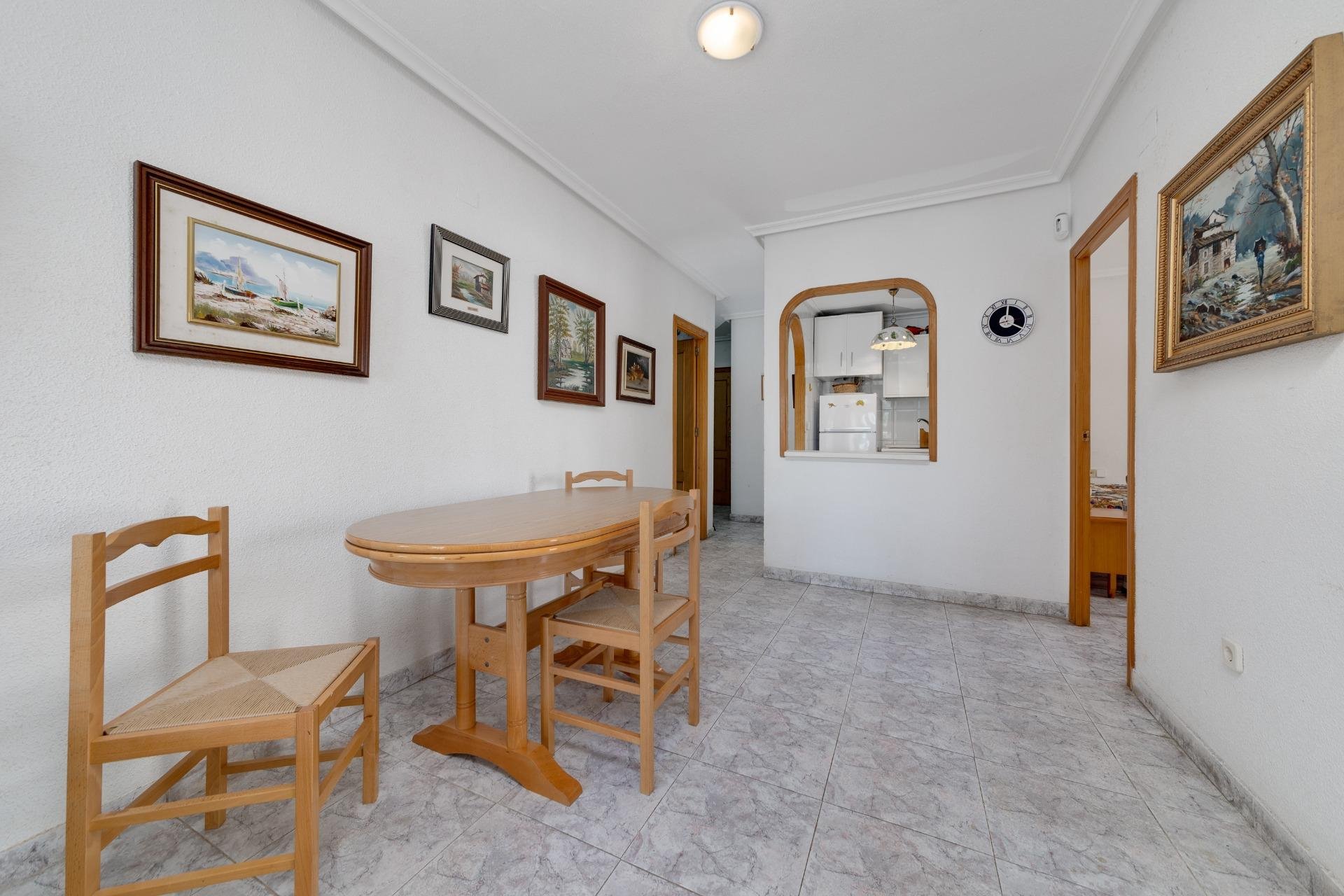 Resale - Apartamento - Torrevieja - Acequion