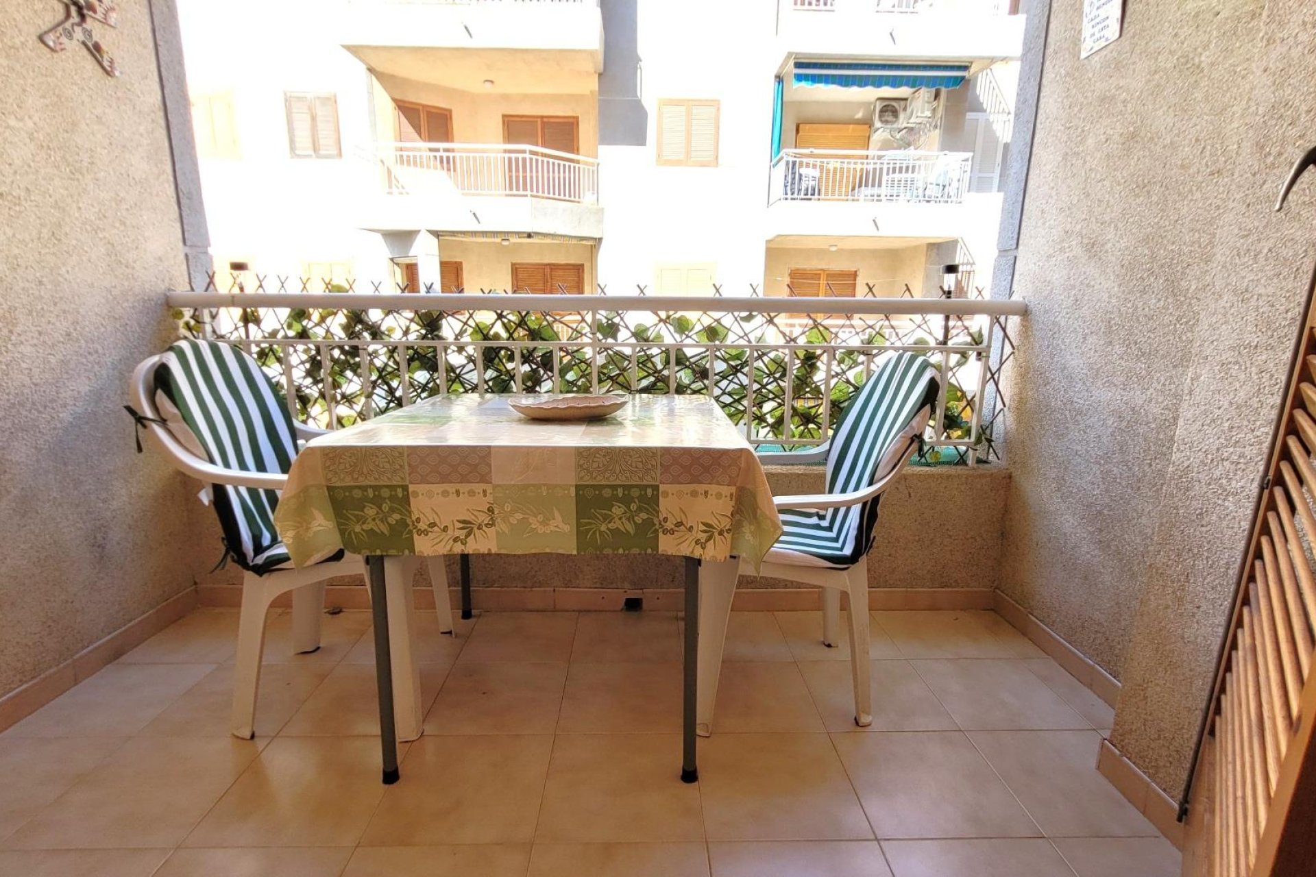 Resale - Apartamento - Torrevieja - Acequion