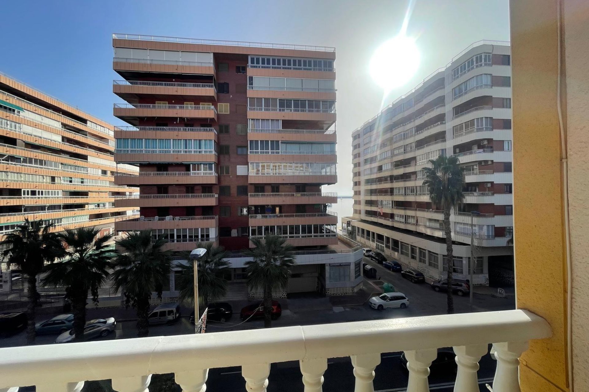 Resale - Apartamento - Torrevieja - Acequion