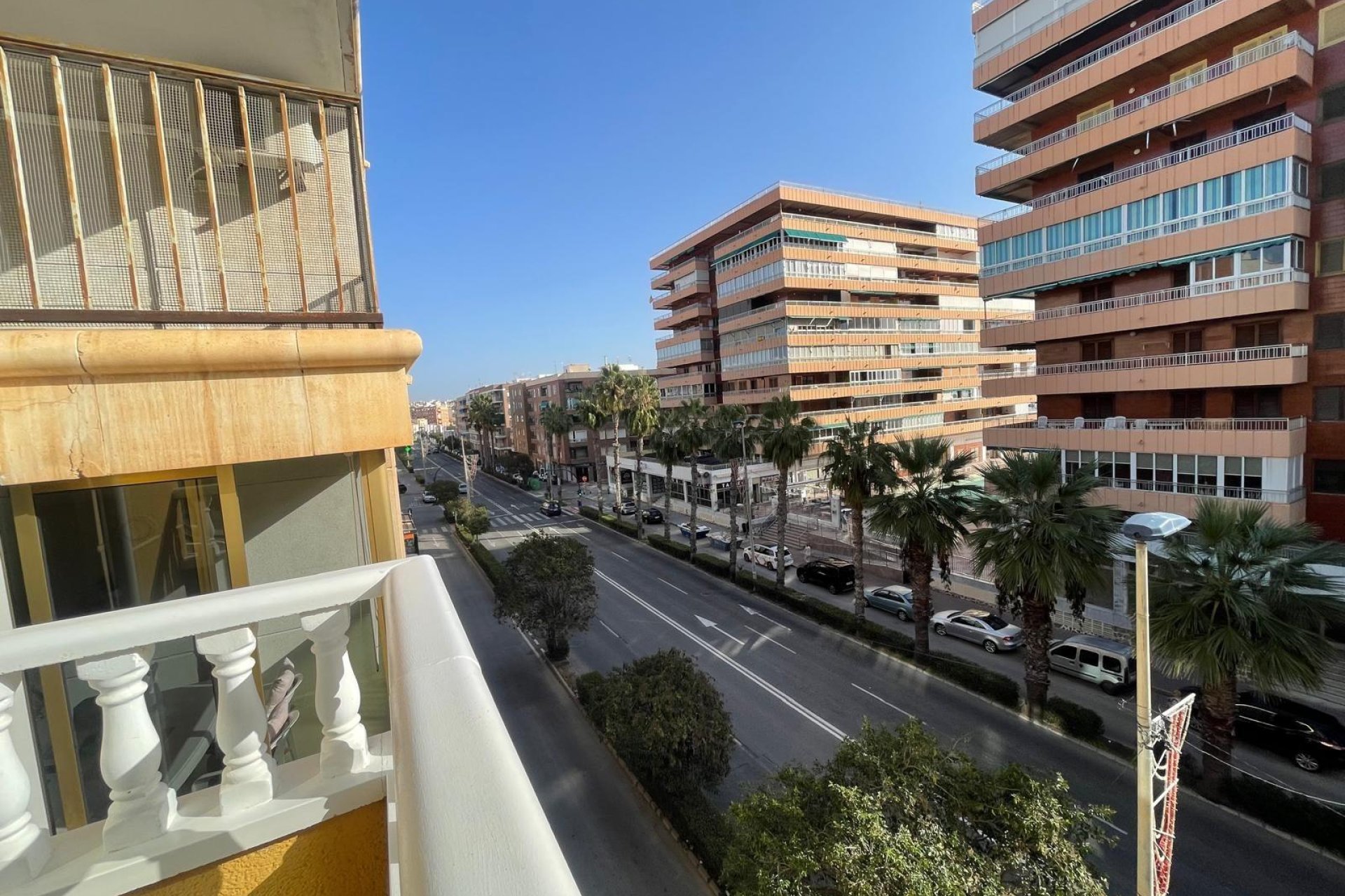 Resale - Apartamento - Torrevieja - Acequion