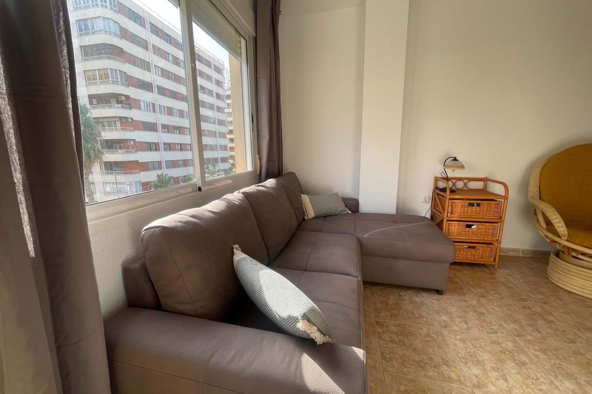 Resale - Apartamento - Torrevieja - Acequion