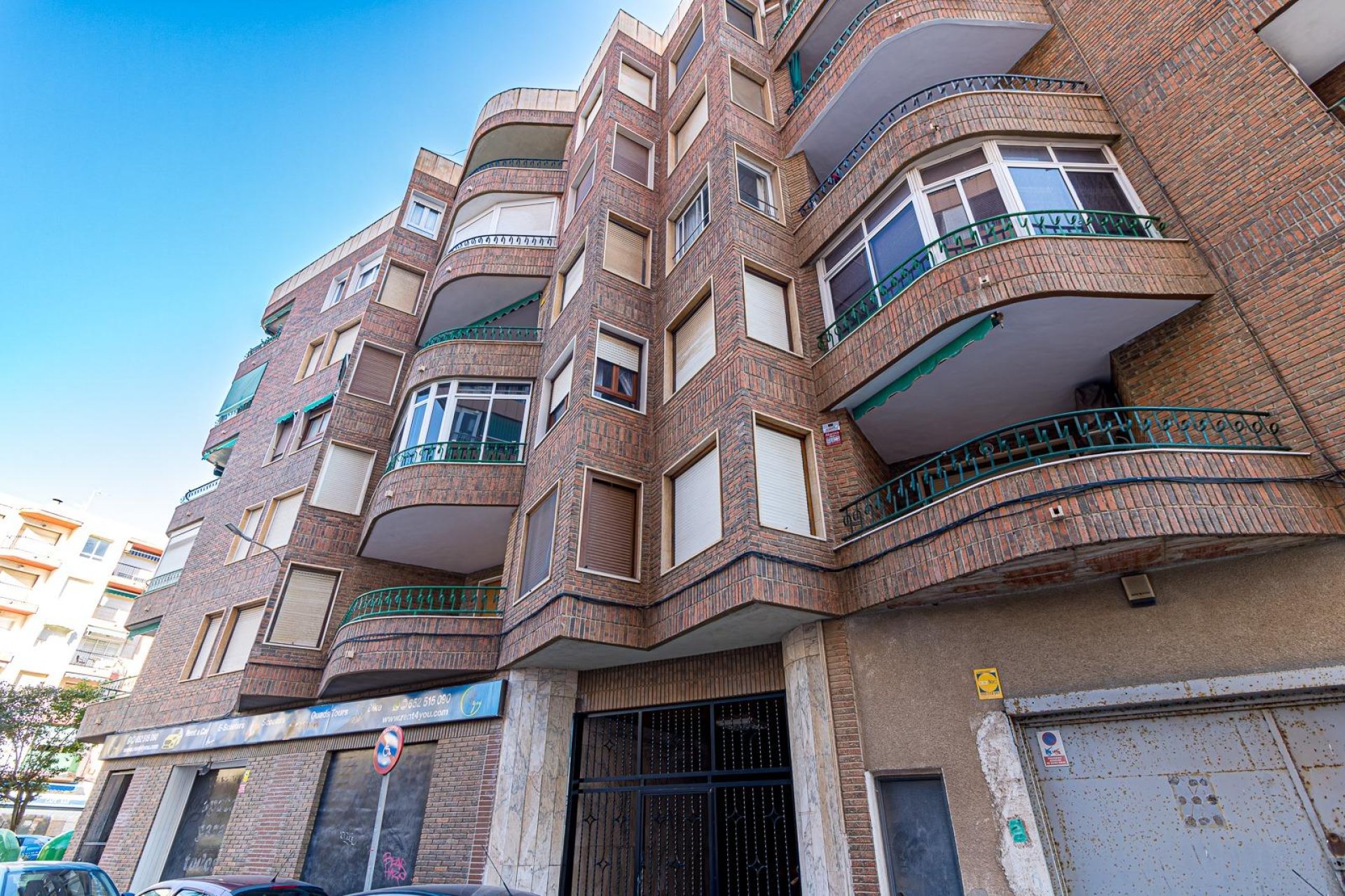 Resale - Apartamento - Torrevieja - Acequion