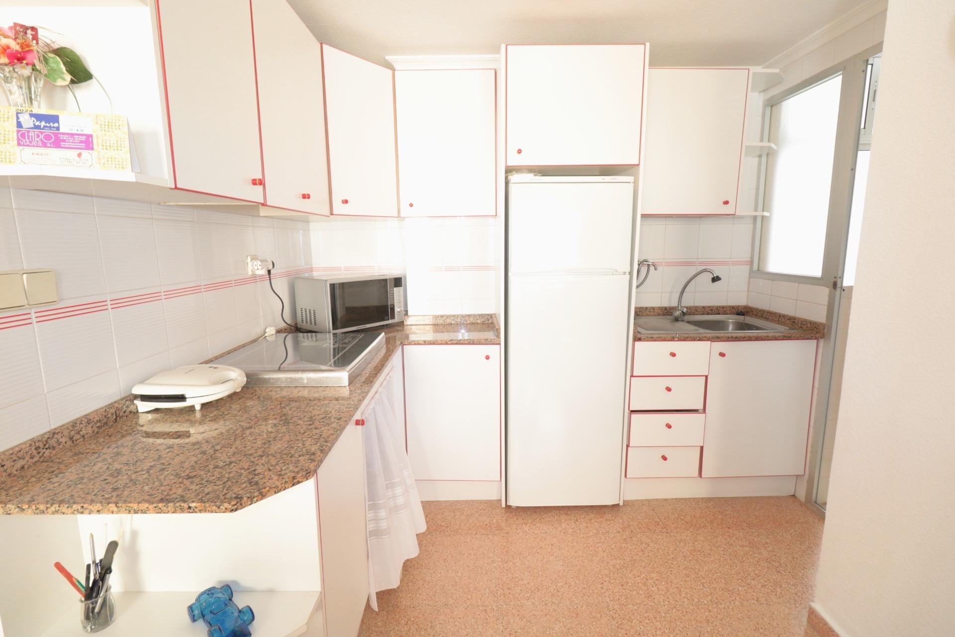 Resale - Apartamento - Torrevieja - Acequion