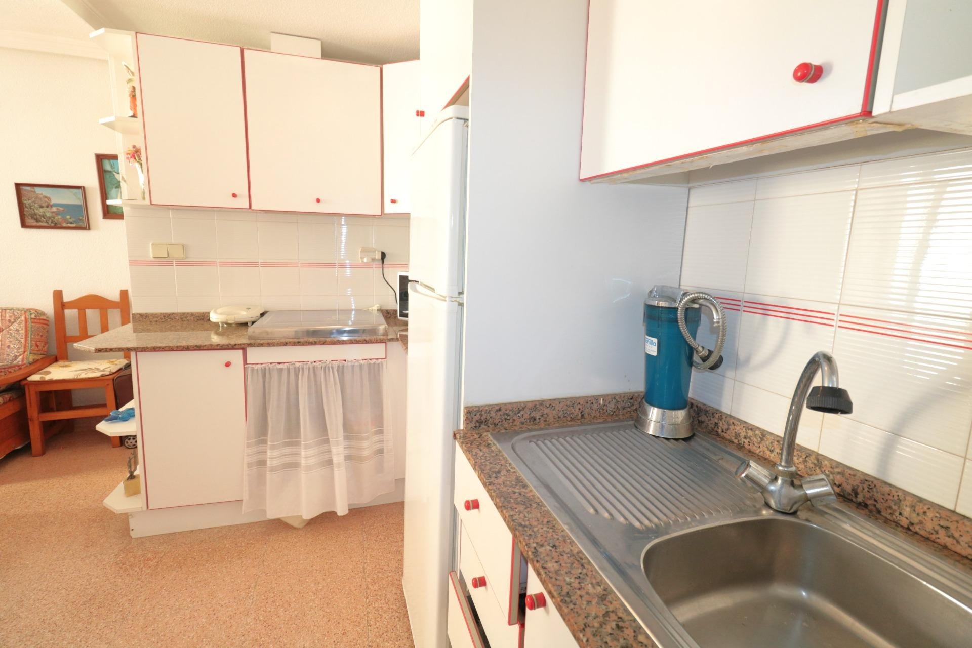 Resale - Apartamento - Torrevieja - Acequion