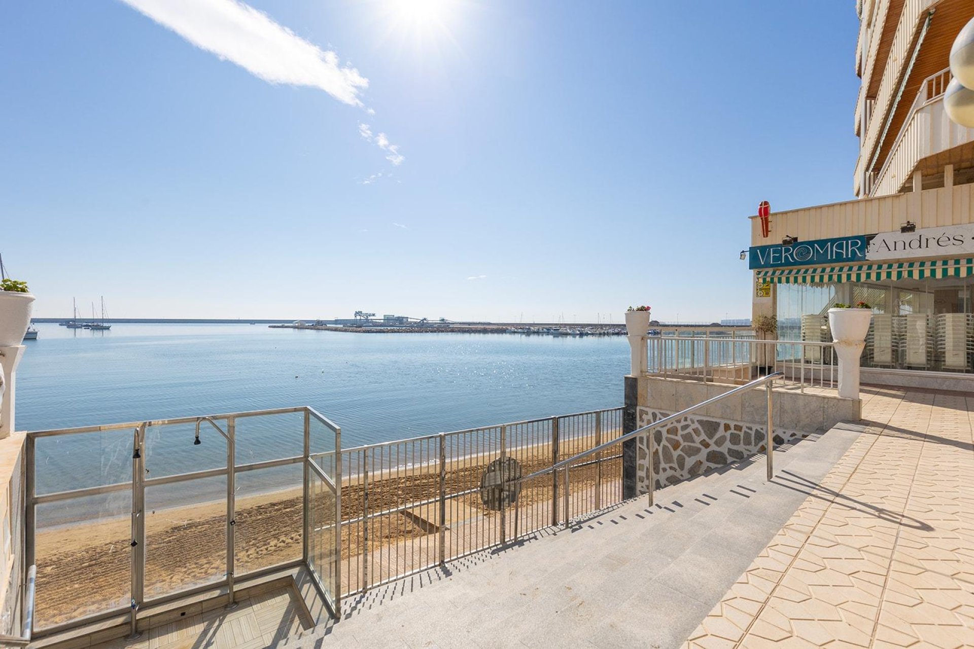 Resale - Apartamento - Torrevieja - Acequion