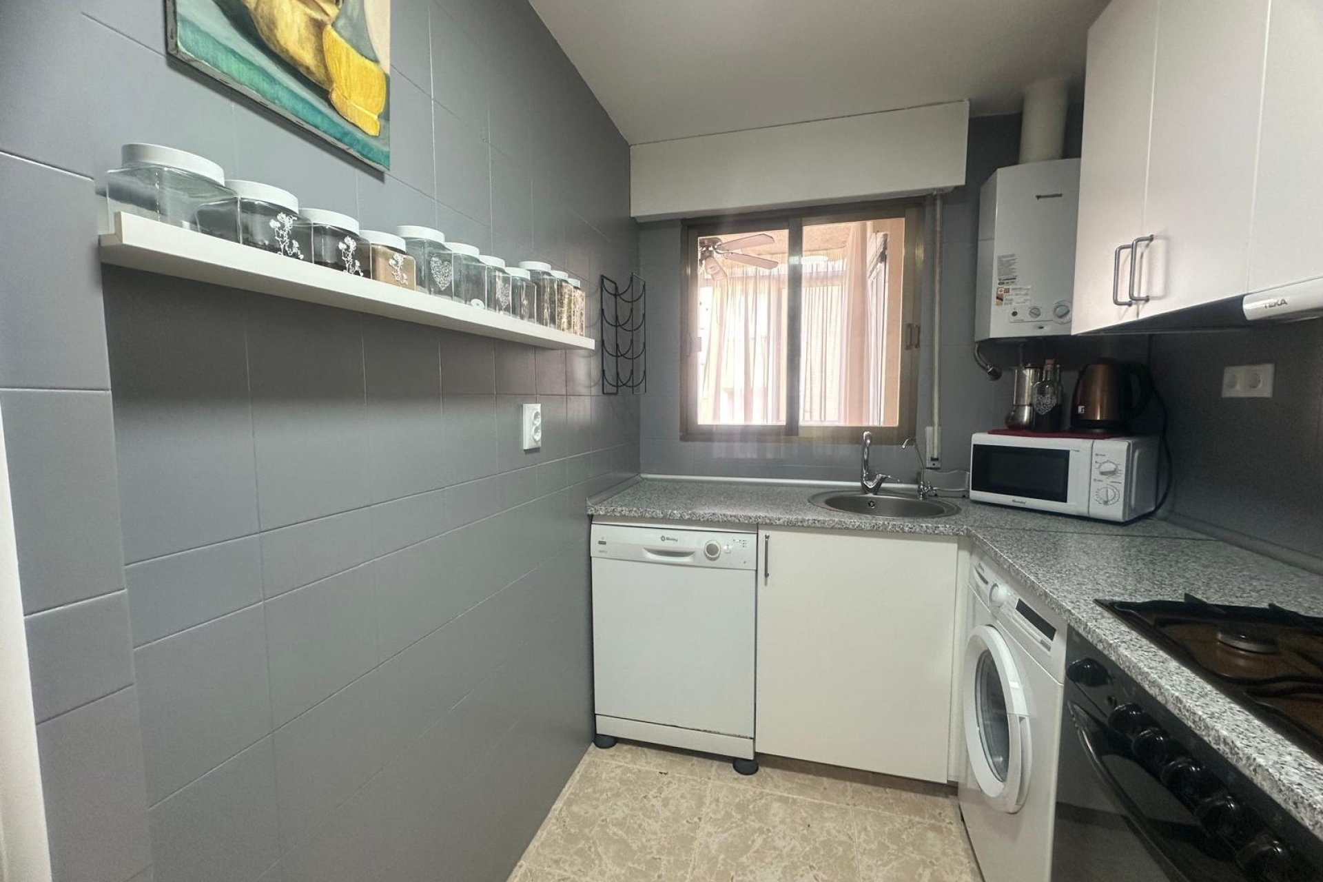 Resale - Apartamento - Torrevieja - Acequion