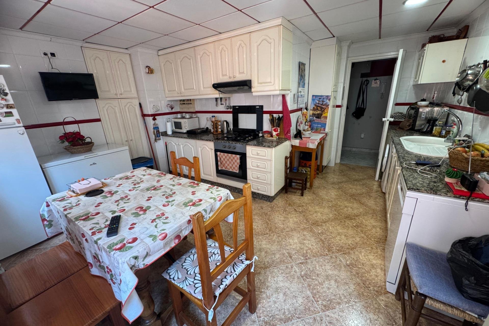 Resale - Apartamento - Torrevieja - Acequion