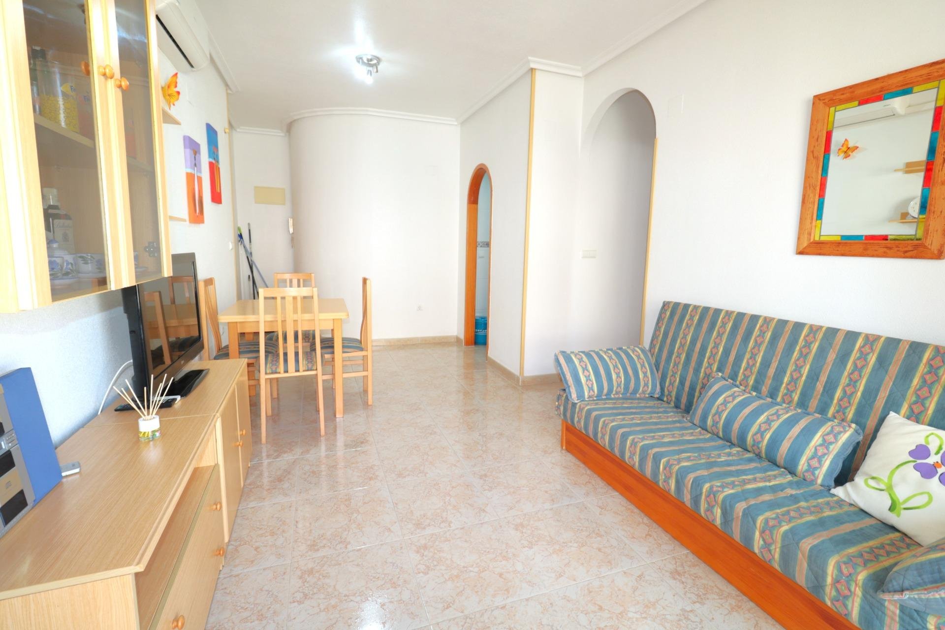 Resale - Apartamento - Torrevieja - Acequion