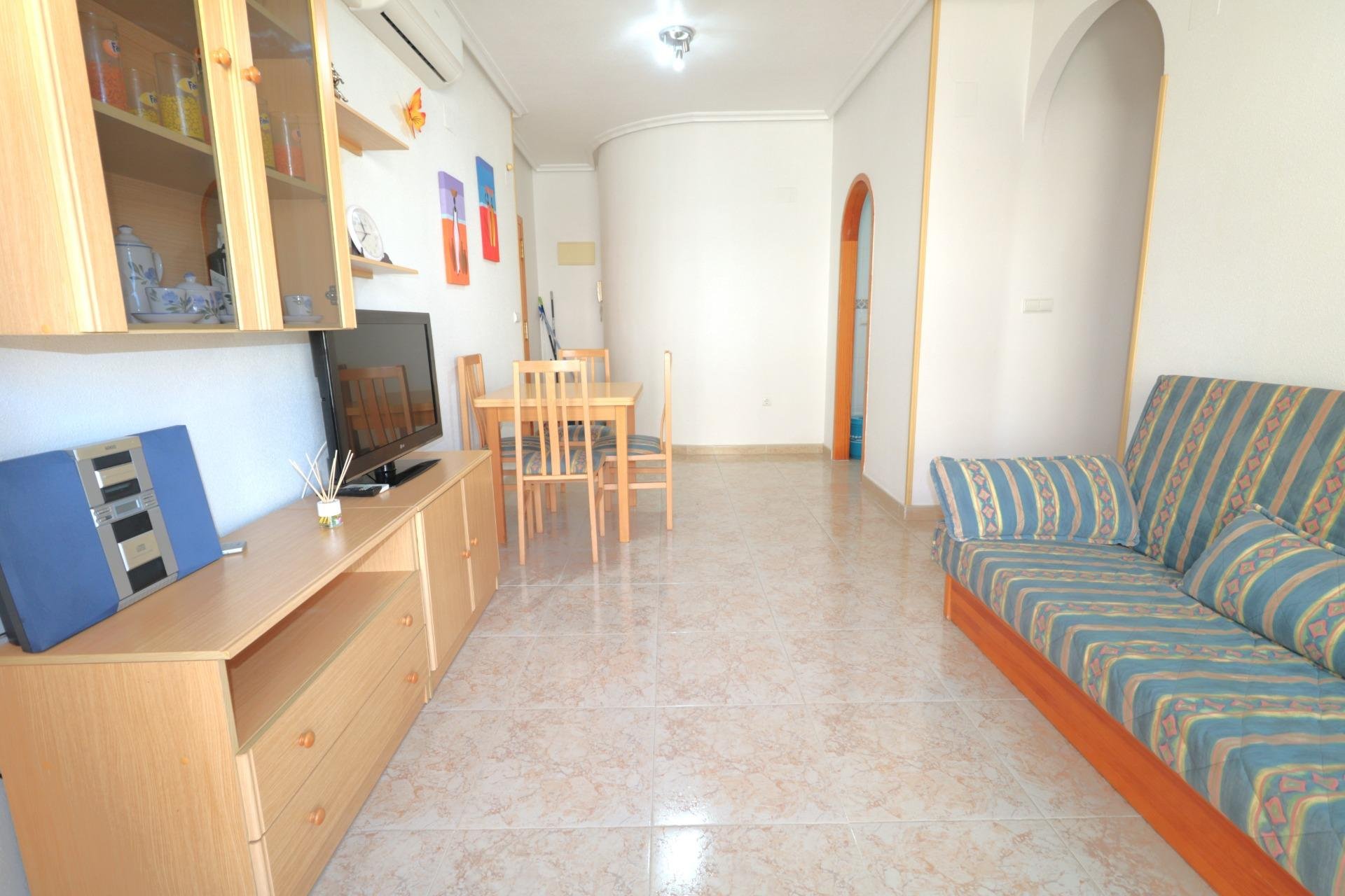 Resale - Apartamento - Torrevieja - Acequion