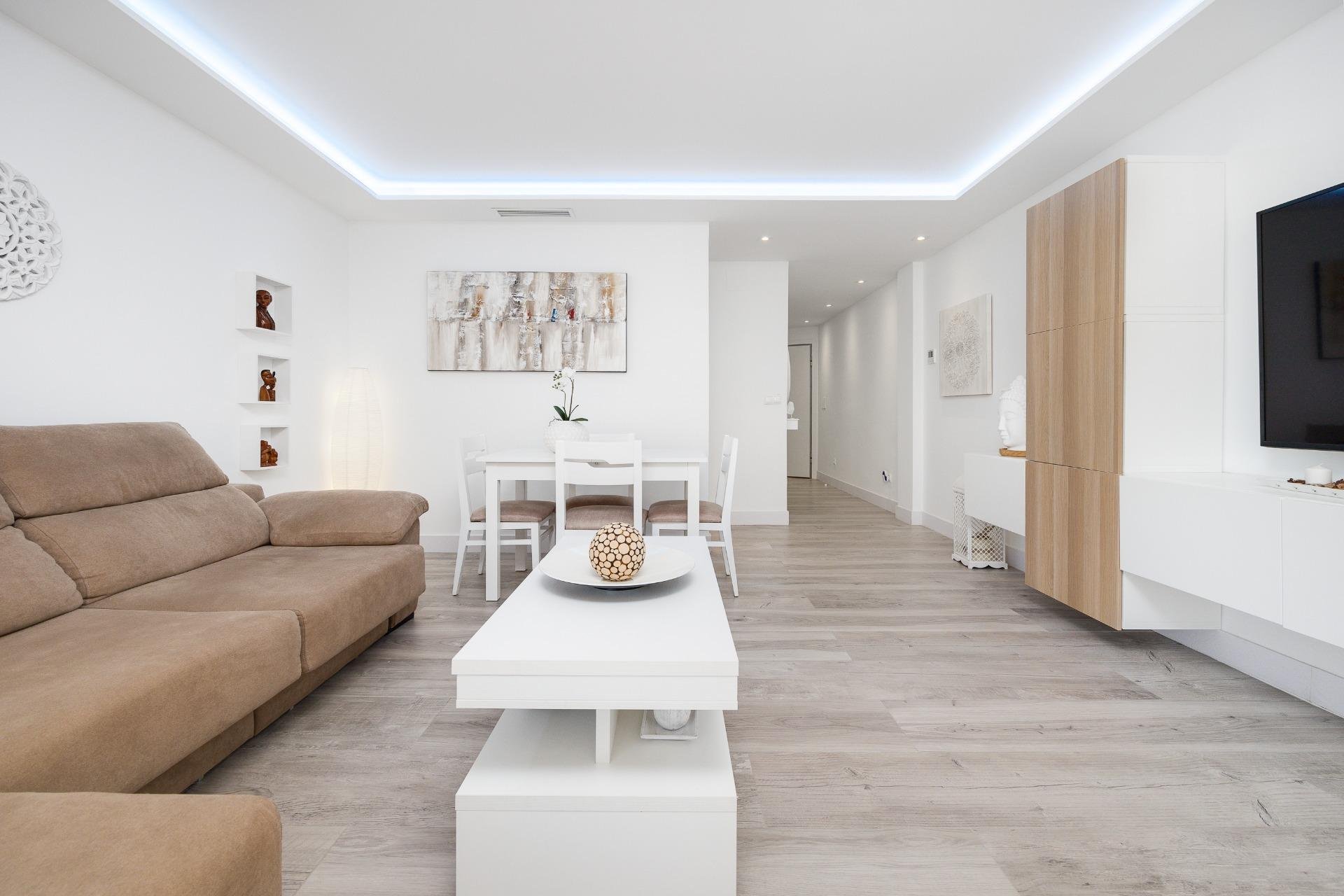 Resale - Apartamento - Torrevieja - Acequion