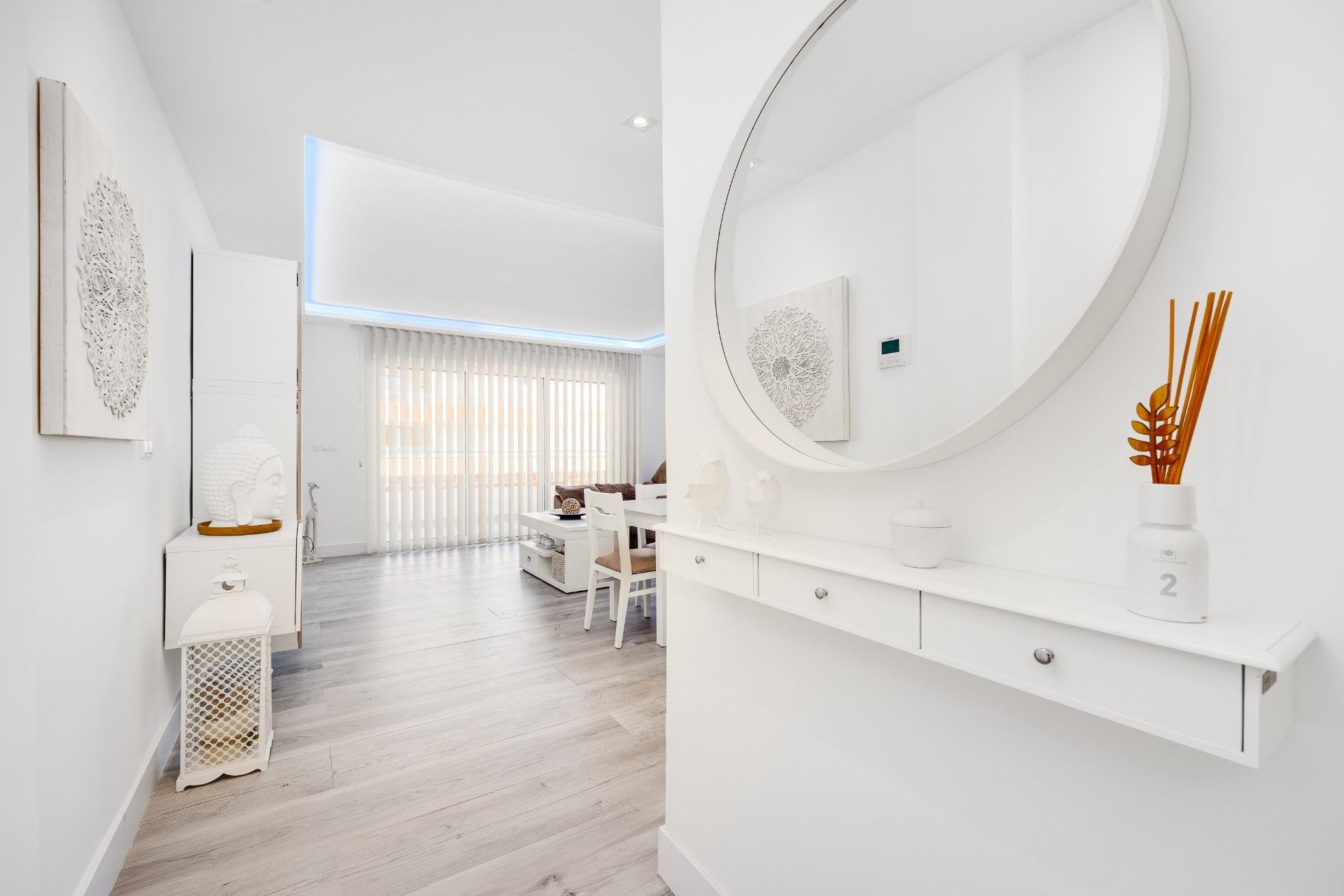 Resale - Apartamento - Torrevieja - Acequion