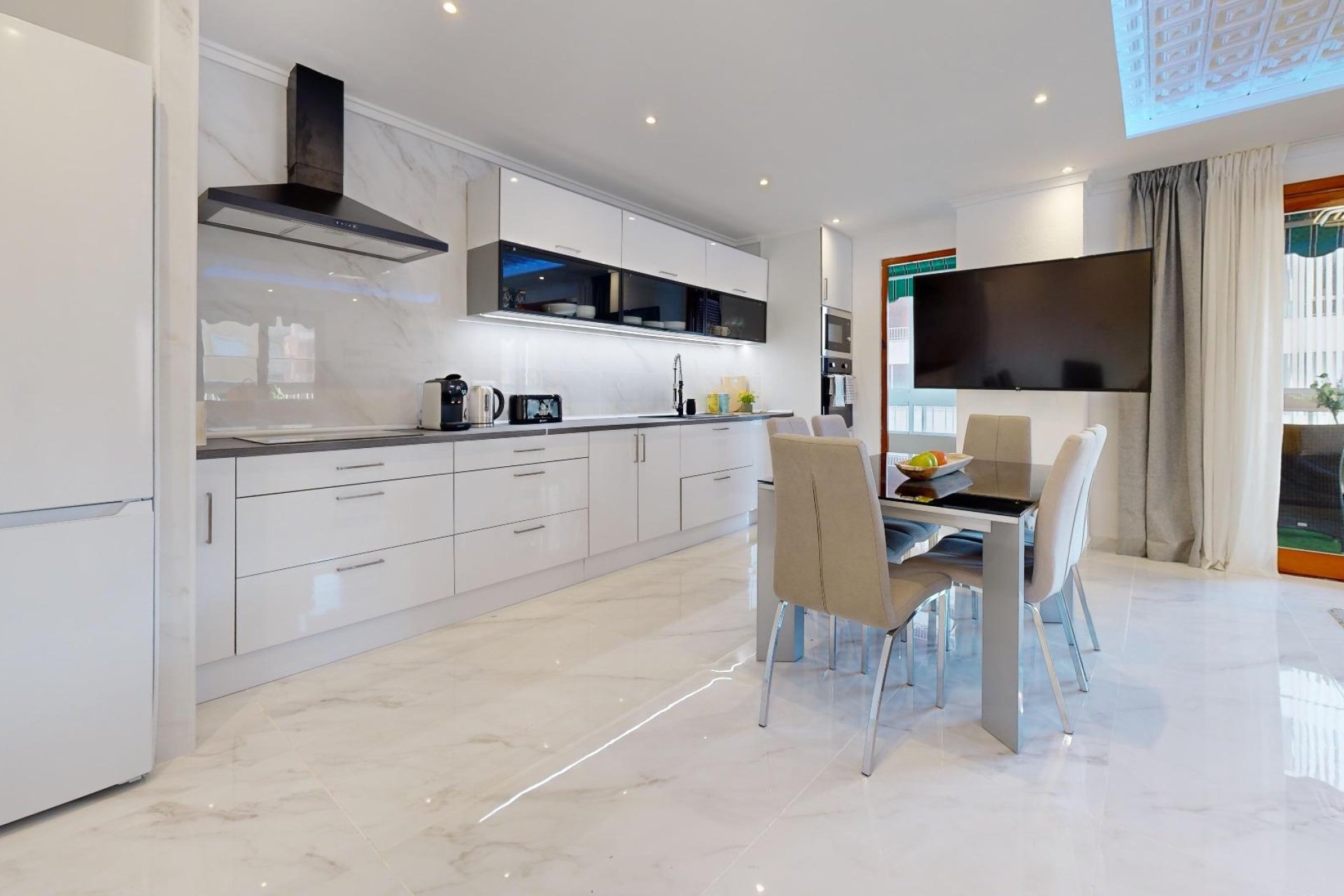 Resale - Apartamento - Torrevieja - Acequion