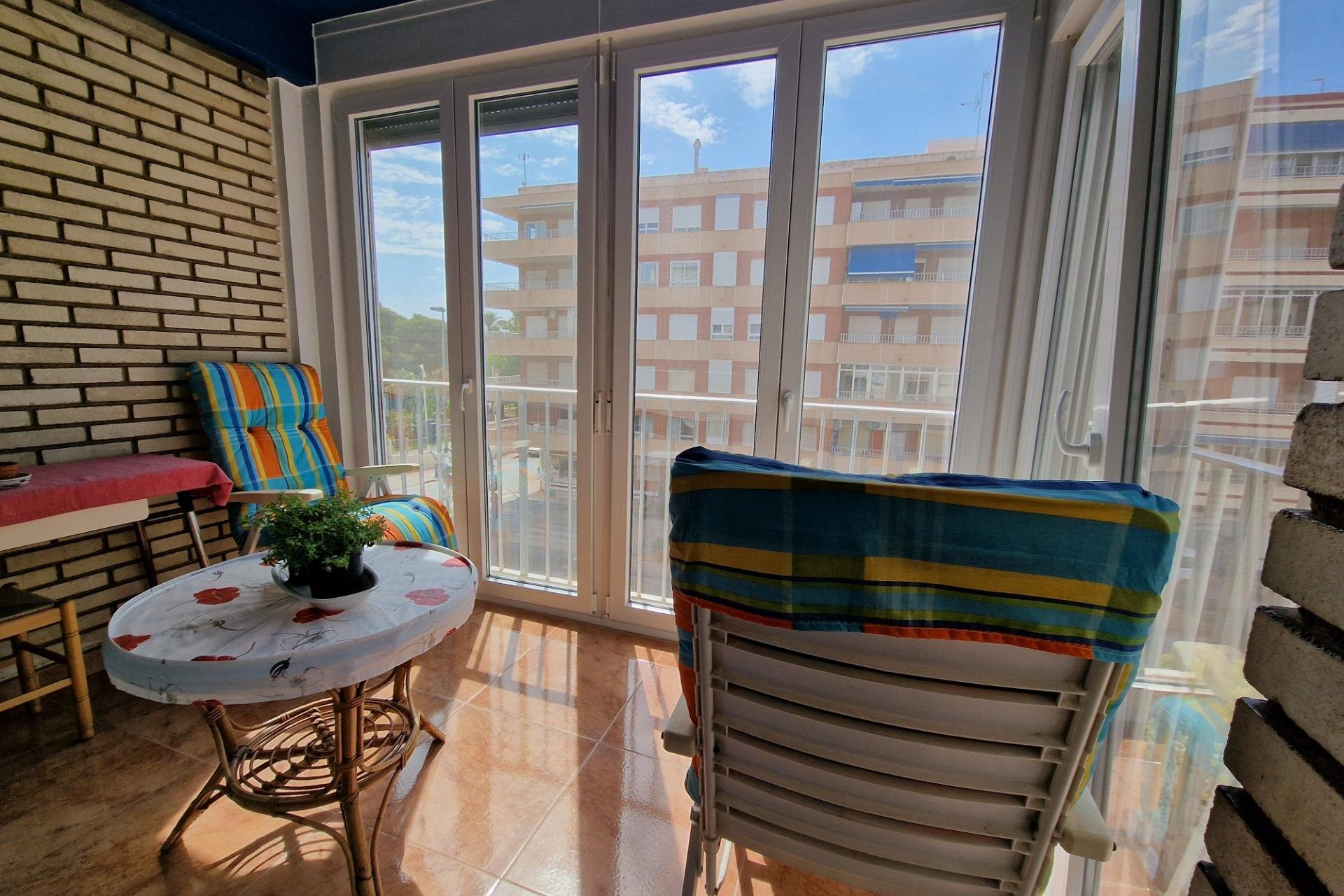 Resale - Apartamento - Torrevieja - Acequion