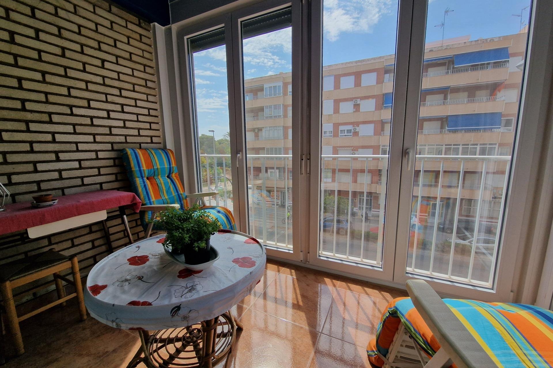 Resale - Apartamento - Torrevieja - Acequion