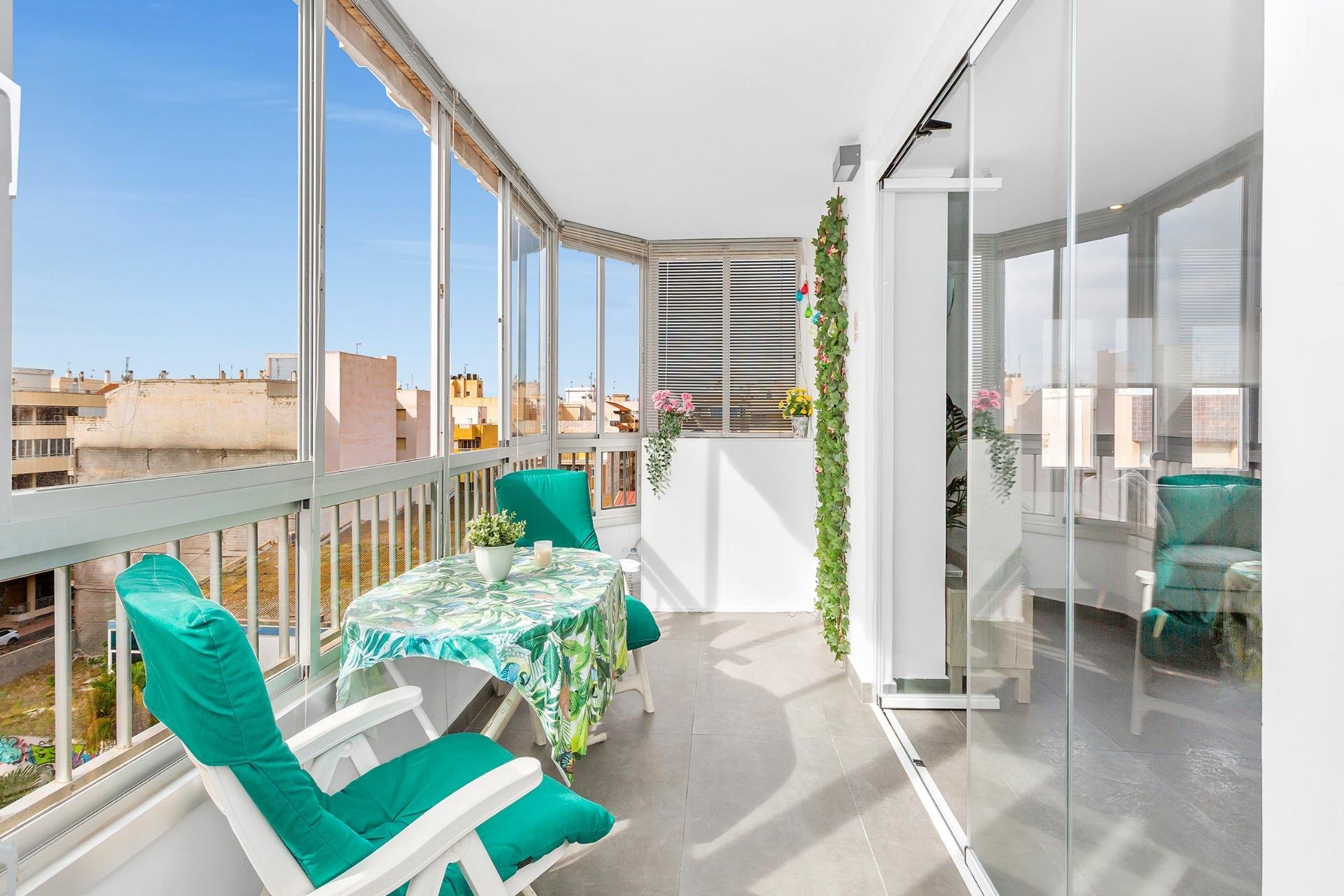 Resale - Apartamento - Torrevieja - Acequion