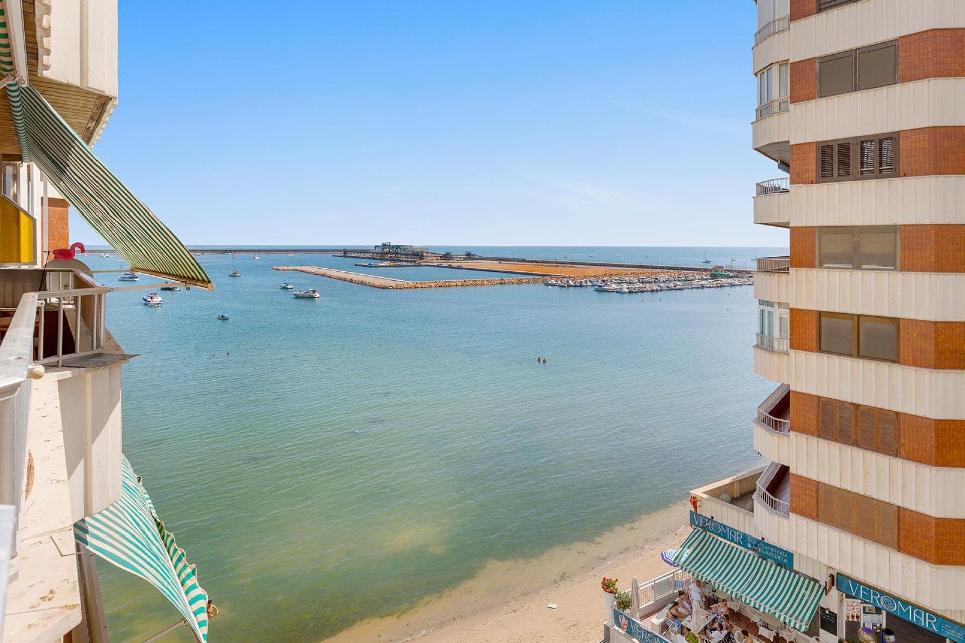 Resale - Apartamento - Torrevieja - Acequion