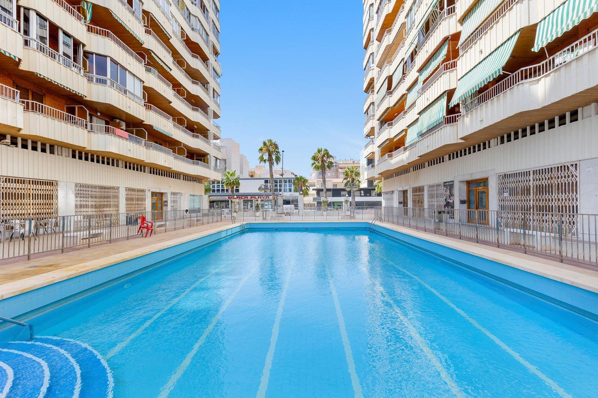 Resale - Apartamento - Torrevieja - Acequion