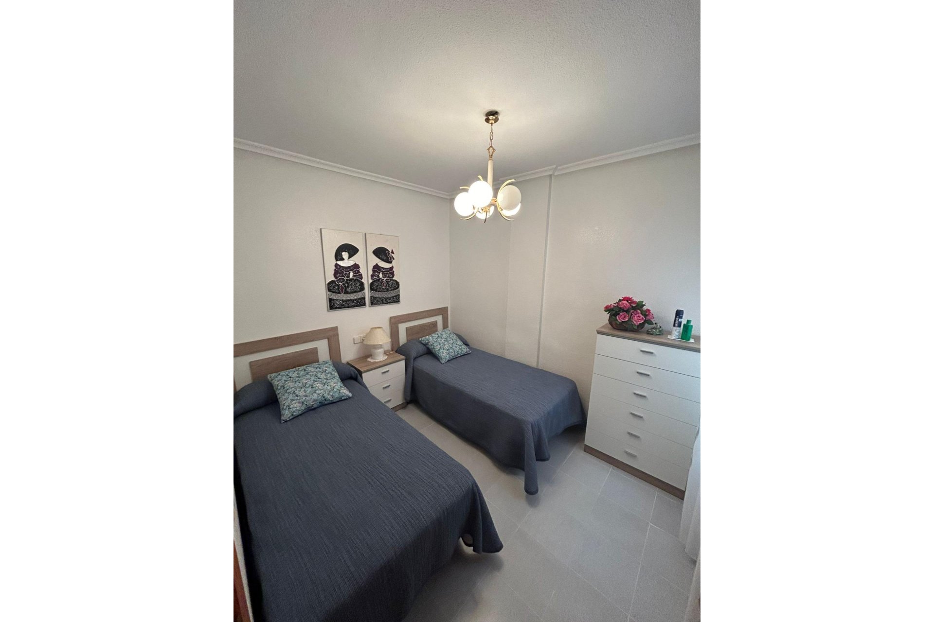 Resale - Apartamento - Torrevieja - Acequion