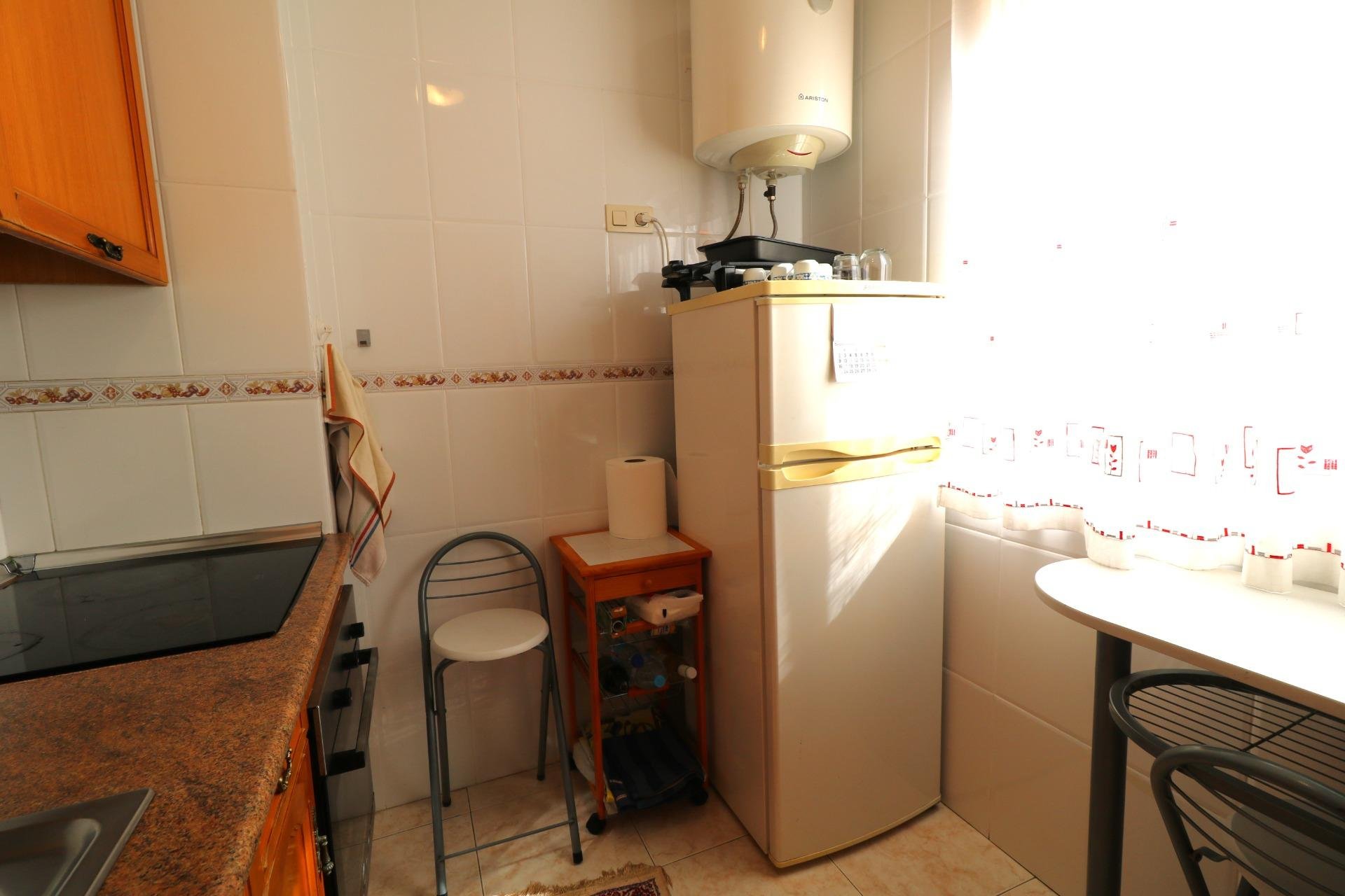 Resale - Apartamento - Torrevieja - Acequion