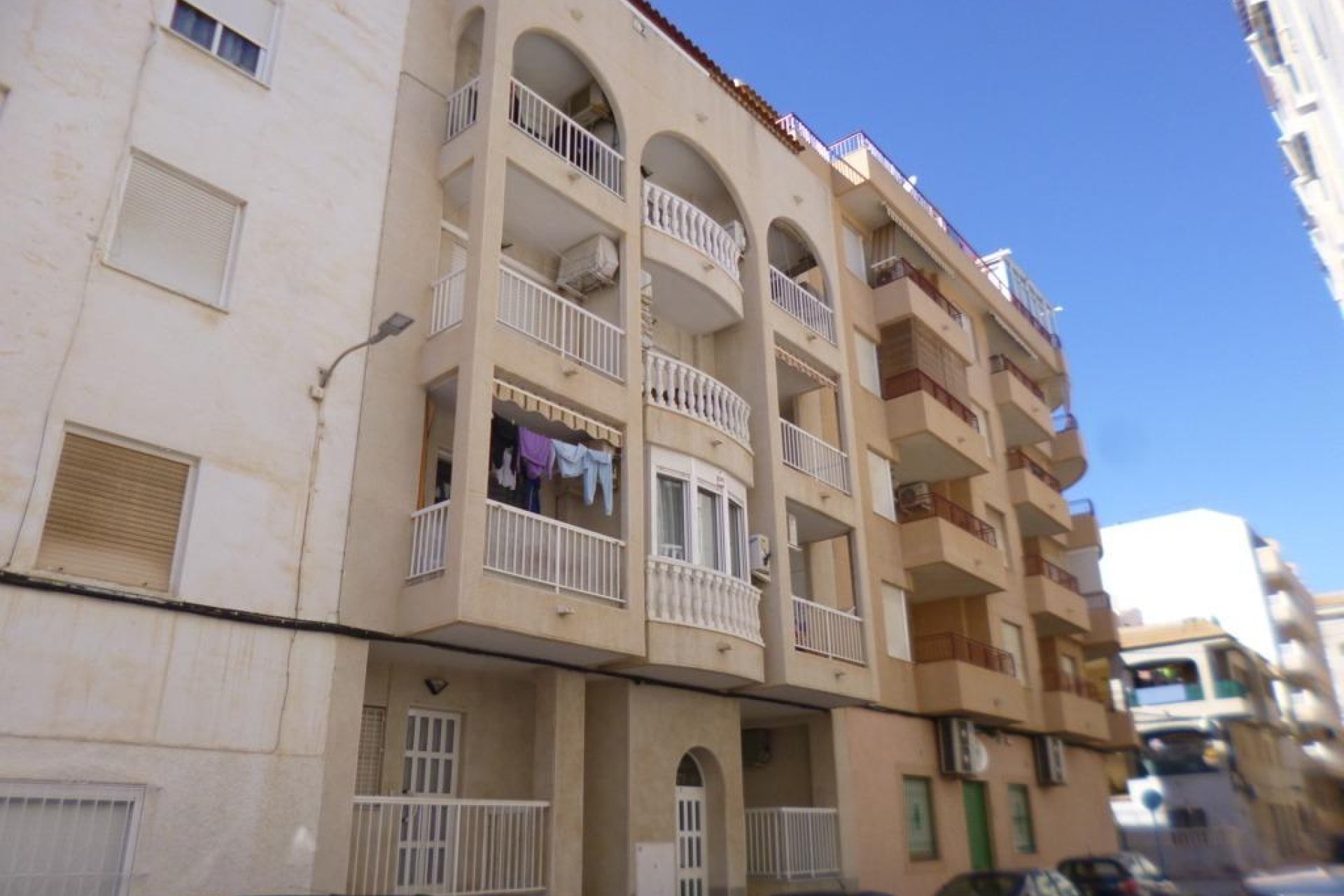 Resale - Apartamento - Torrevieja - Acequion