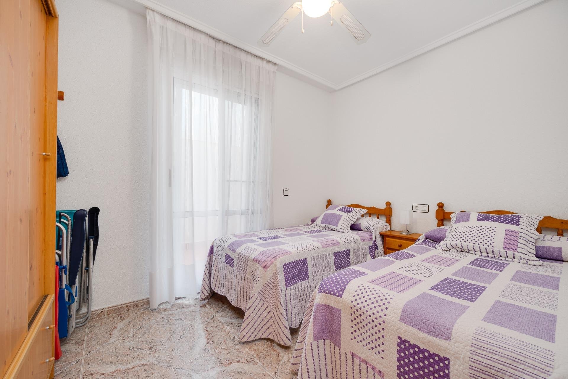 Resale - Apartamento - Torrevieja - Acequion