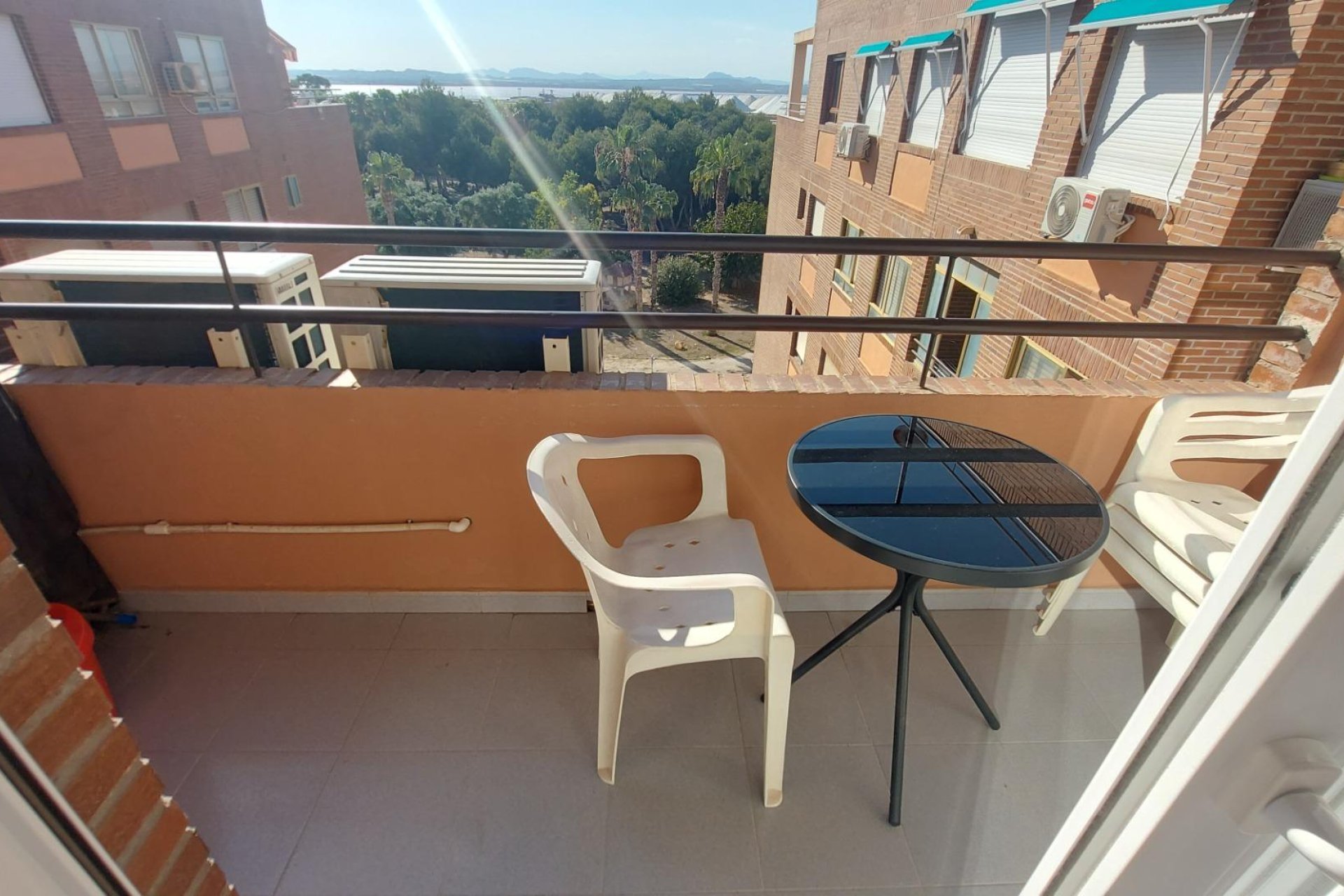 Resale - Apartamento - Torrevieja - Acequion