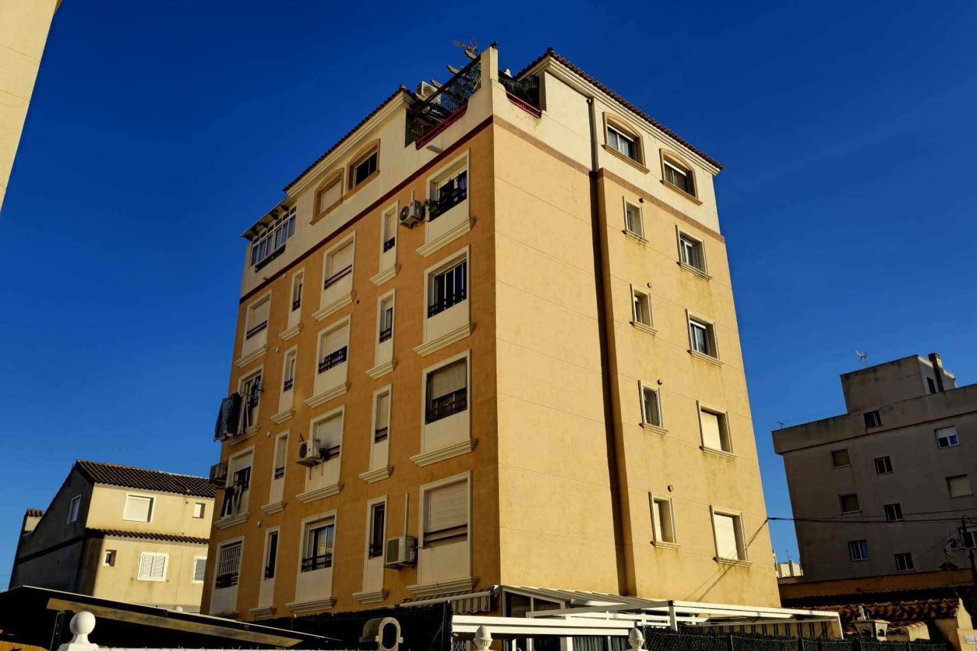 Resale - Apartamento - Torrevieja - Aguas Nuevas