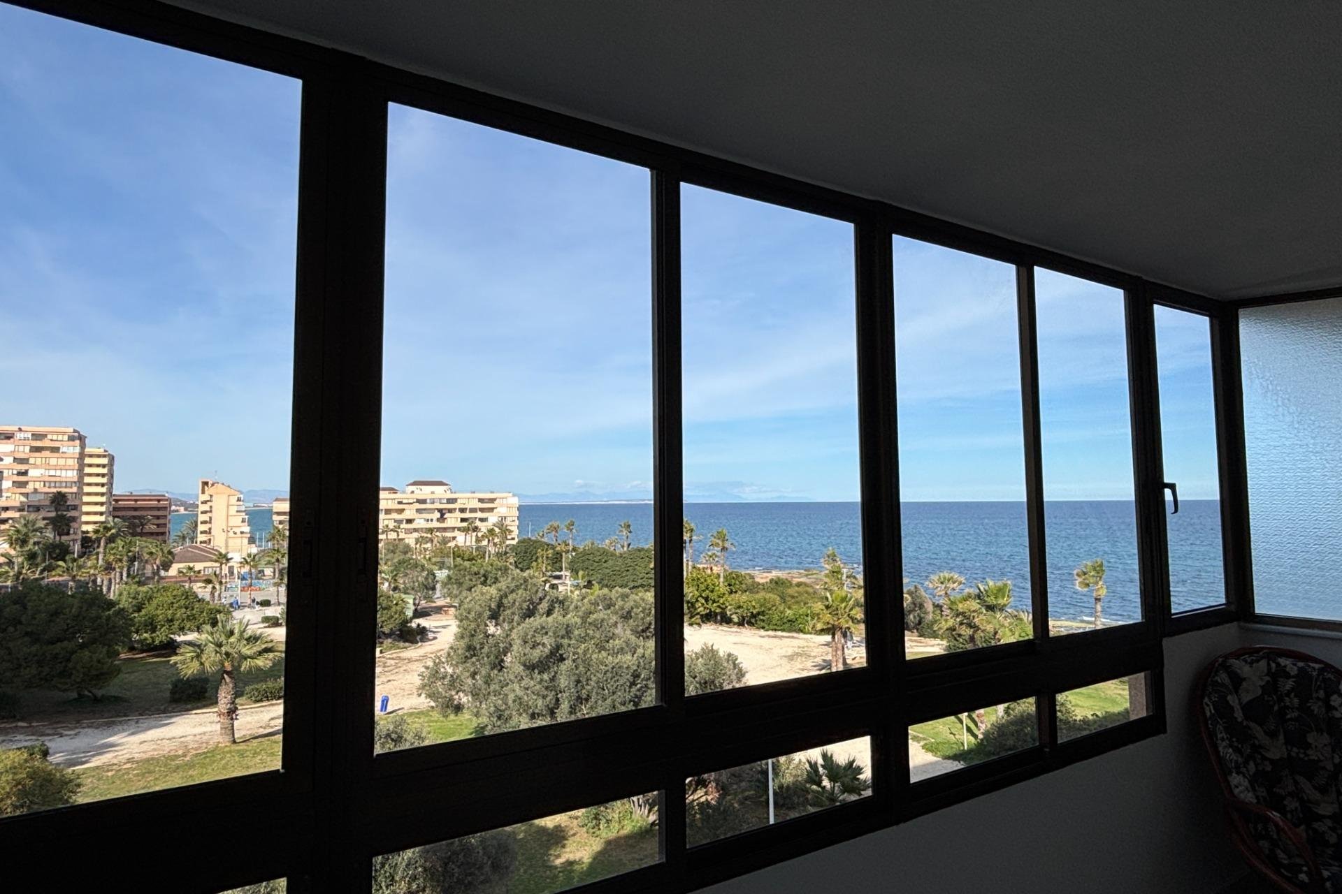 Resale - Apartamento - Torrevieja - Cabo cervera