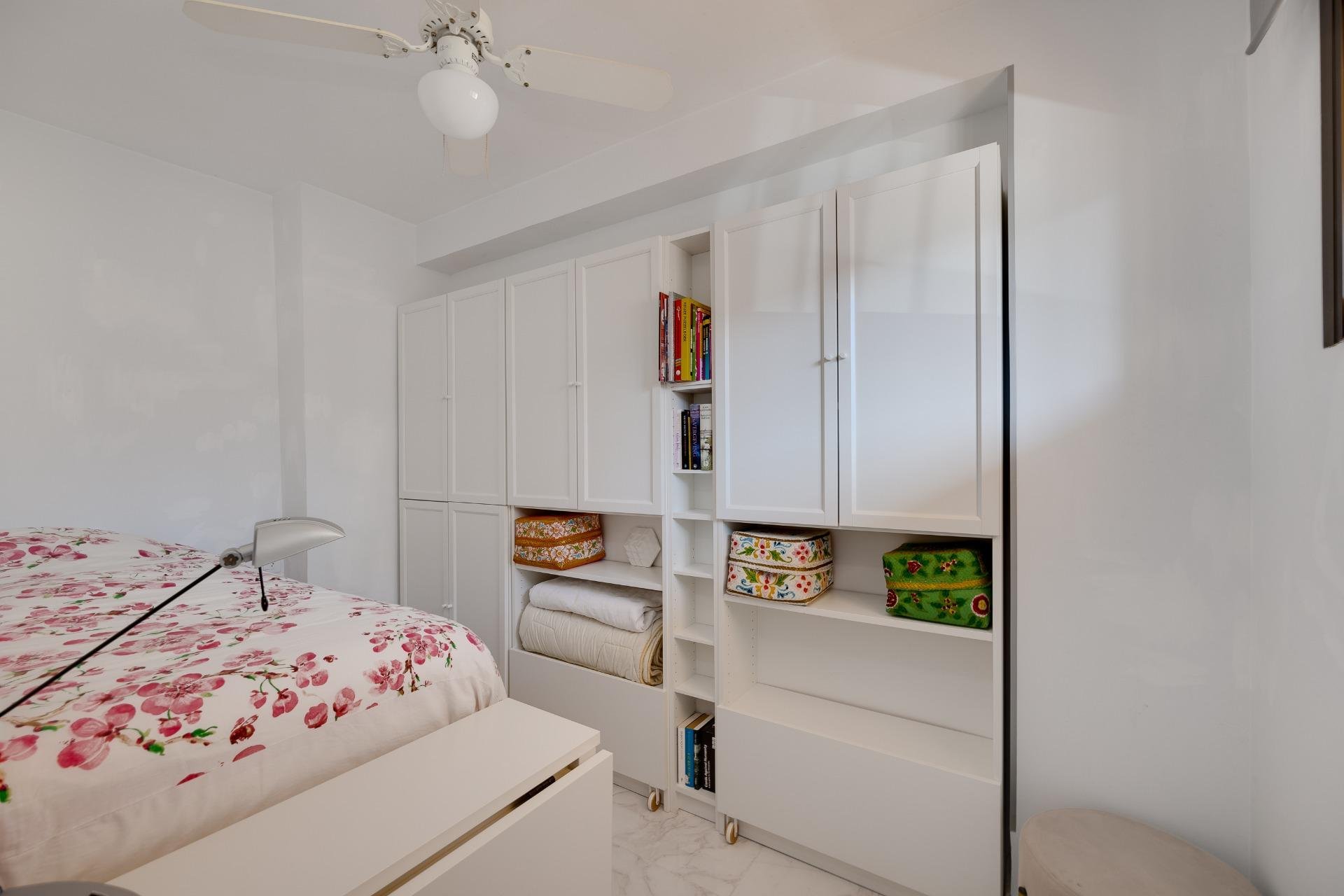 Resale - Apartamento - Torrevieja - Cabo cervera