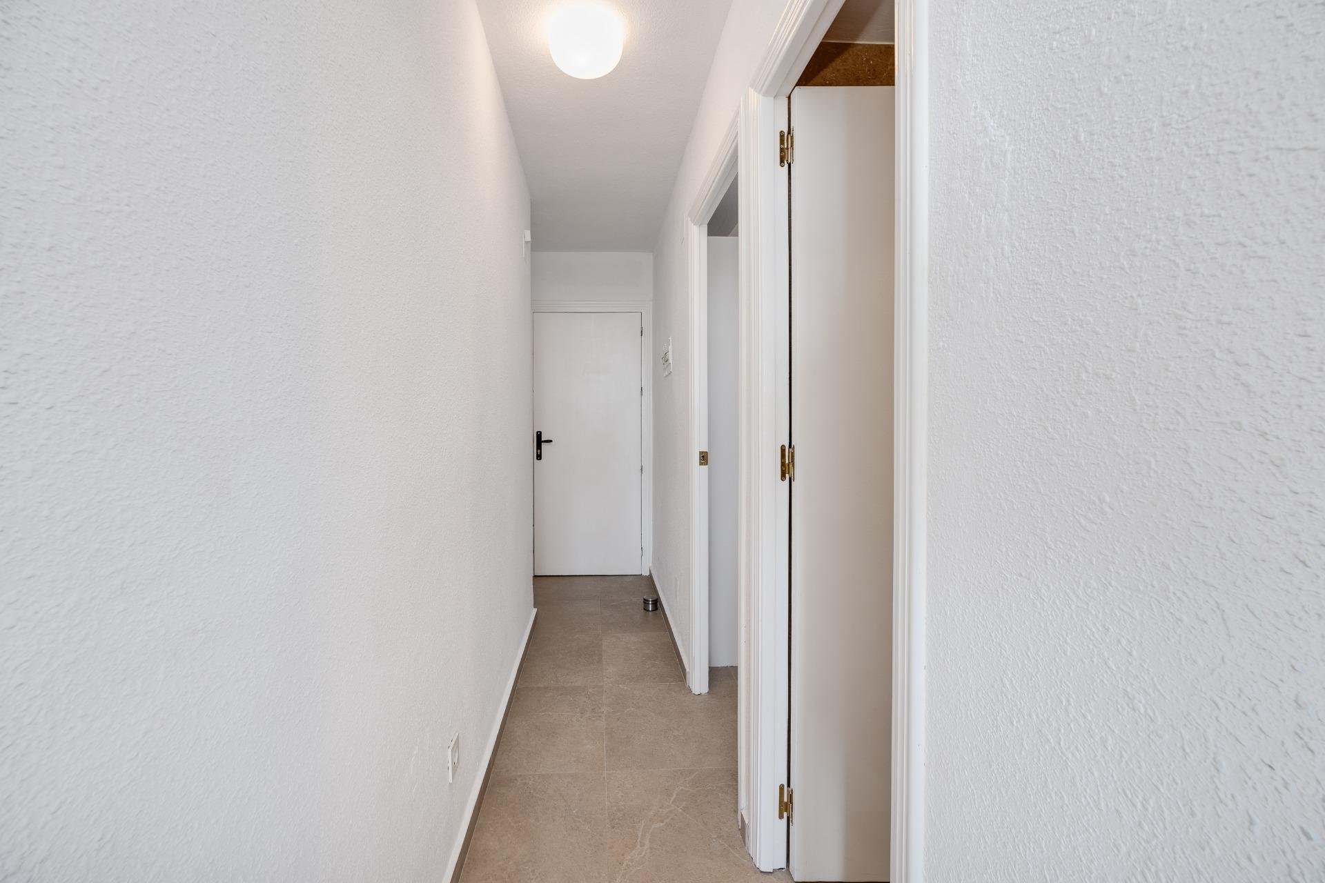 Resale - Apartamento - Torrevieja - Cabo cervera