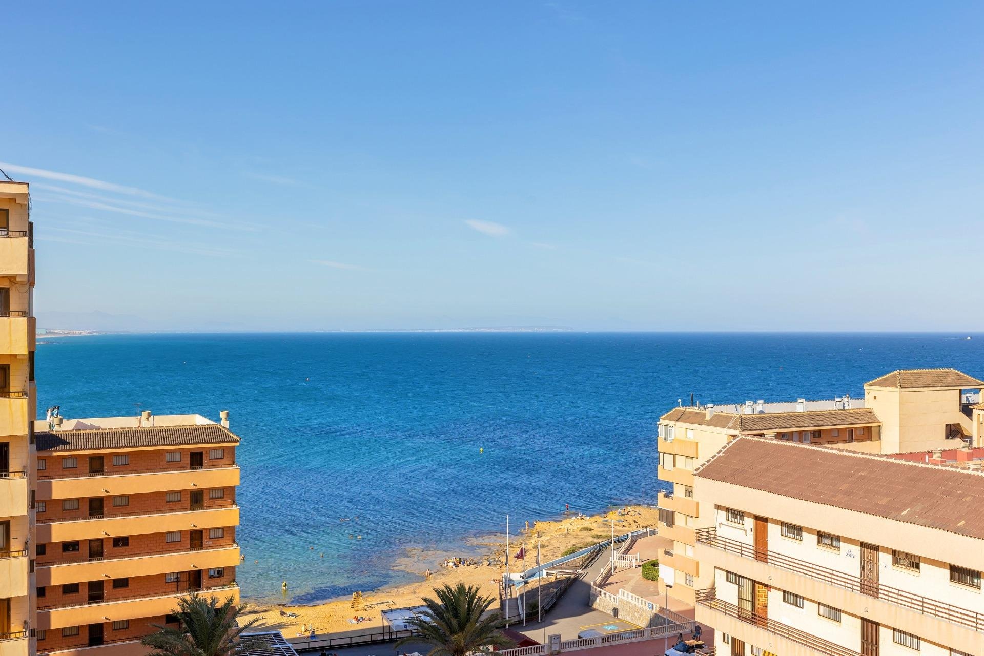 Resale - Apartamento - Torrevieja - Cabo cervera