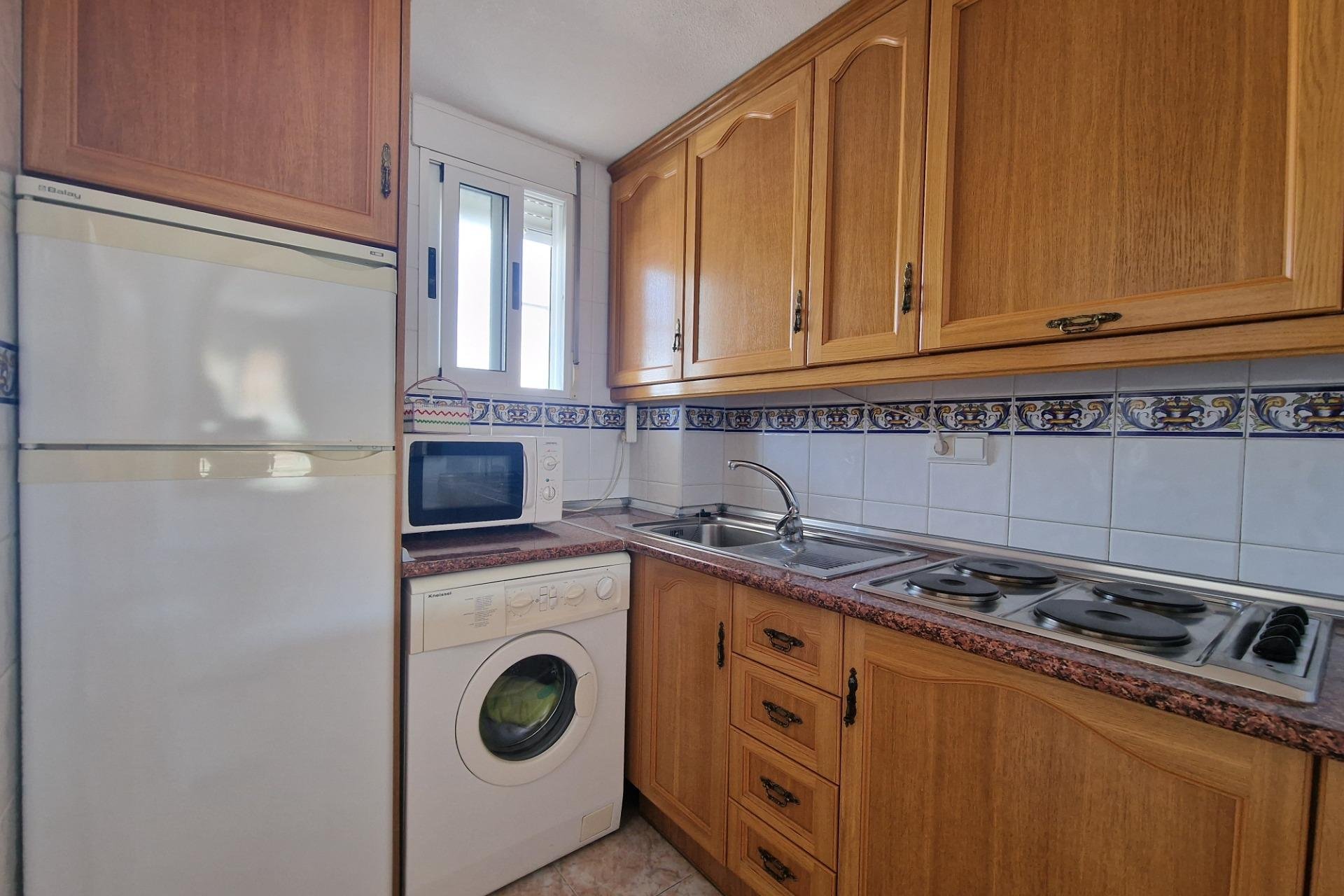 Resale - Apartamento - Torrevieja - Calas blanca