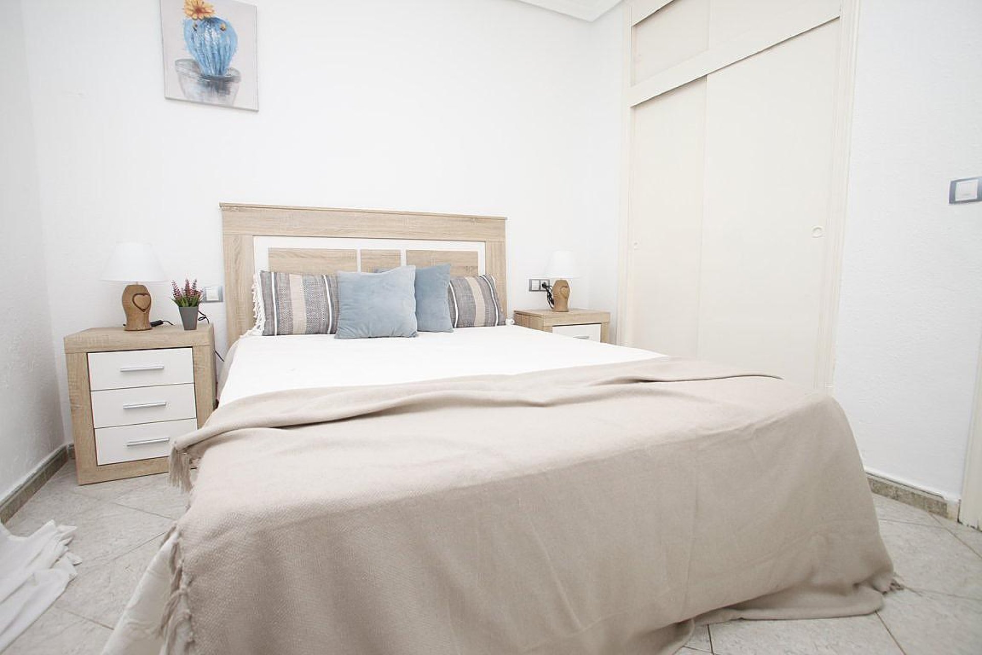 Resale - Apartamento - Torrevieja - Calas blanca