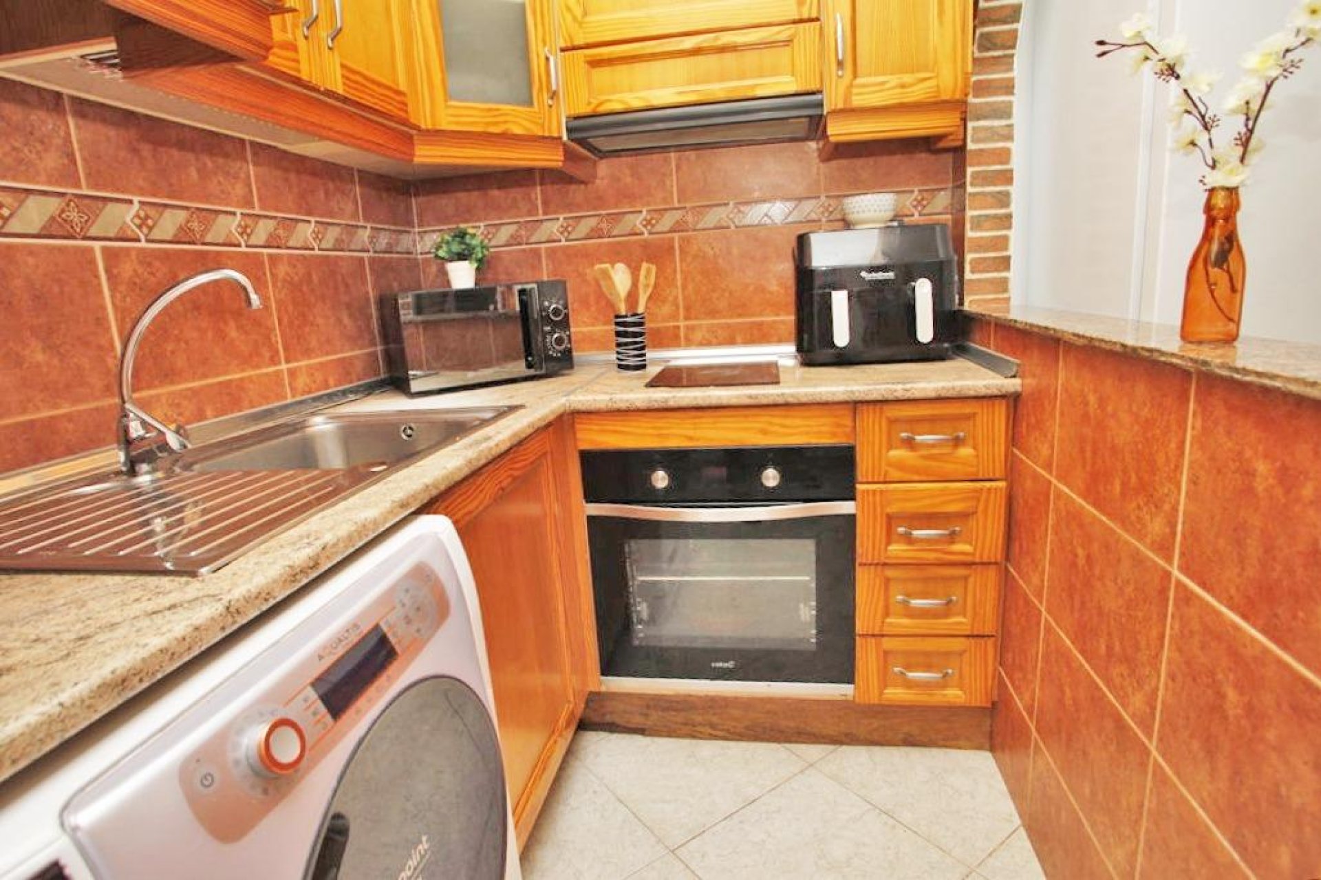 Resale - Apartamento - Torrevieja - Calas blanca