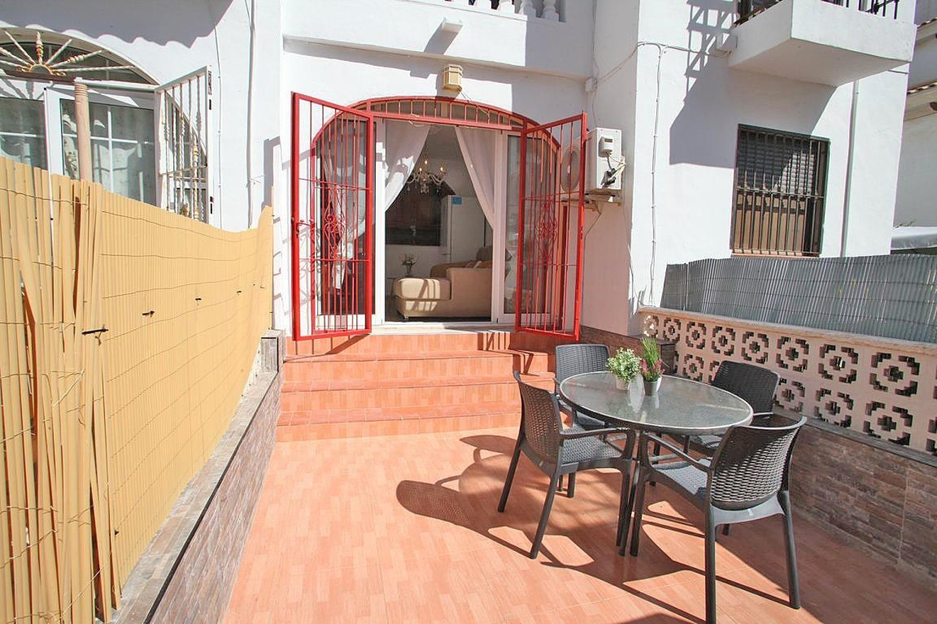 Resale - Apartamento - Torrevieja - Calas blanca