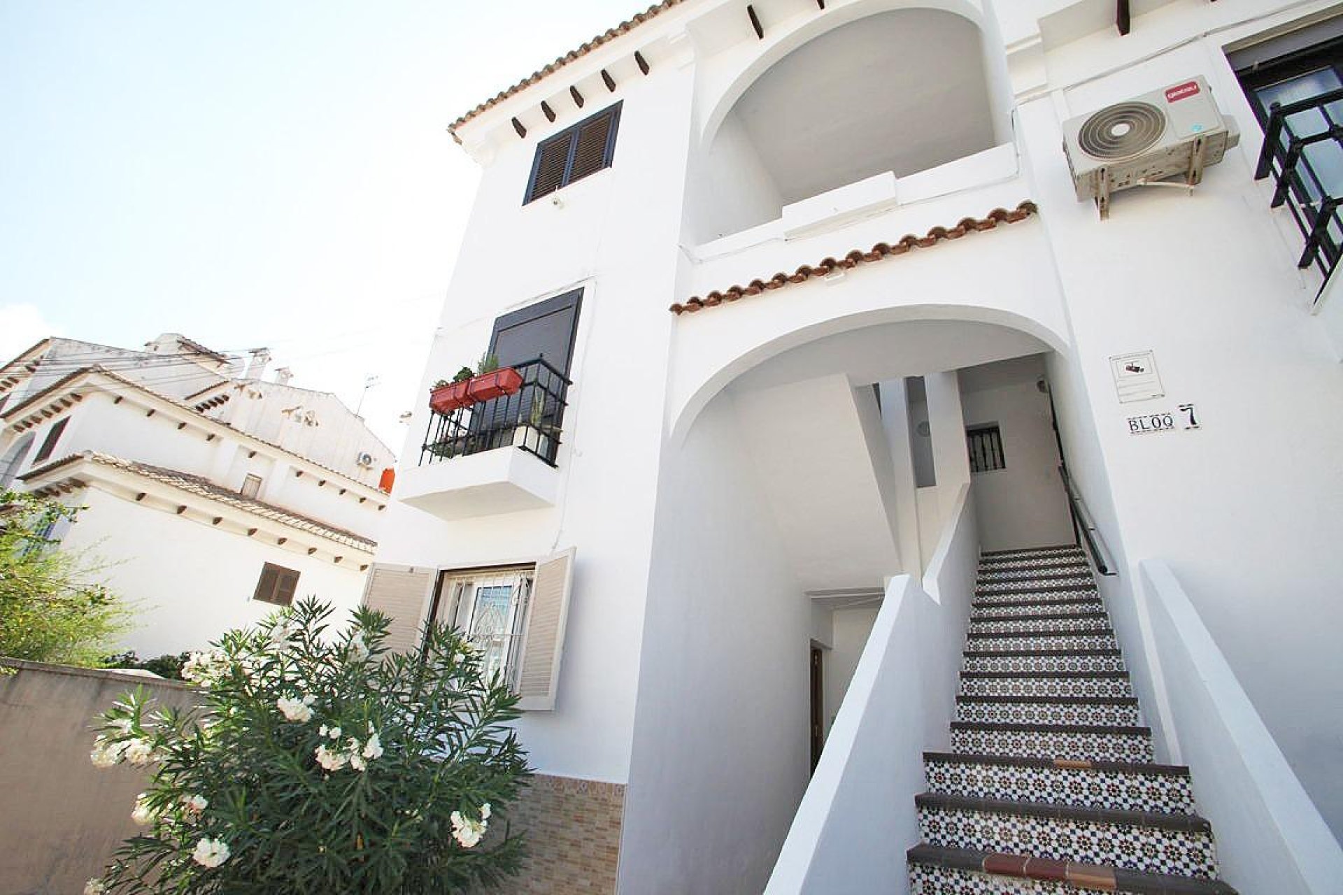 Resale - Apartamento - Torrevieja - Calas blanca