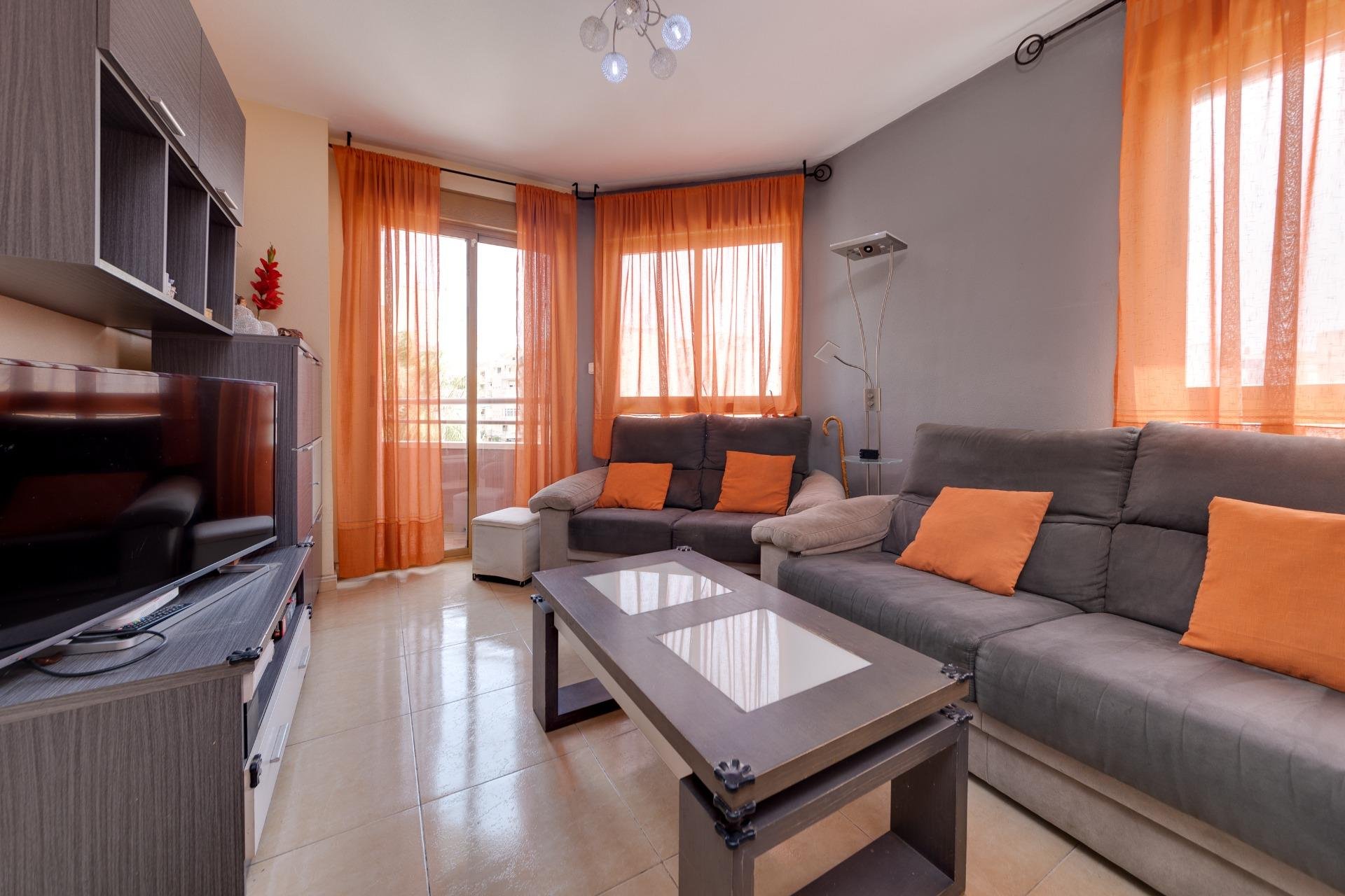 Resale - Apartamento - Torrevieja - Centro