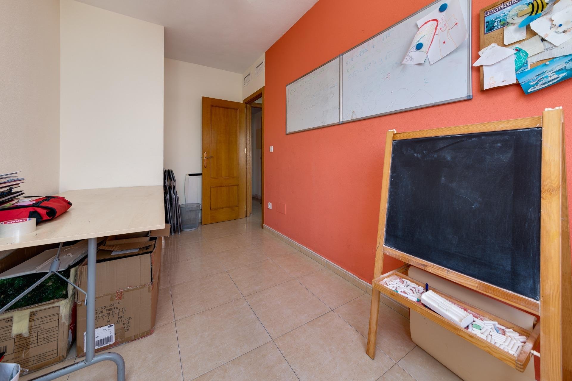 Resale - Apartamento - Torrevieja - Centro