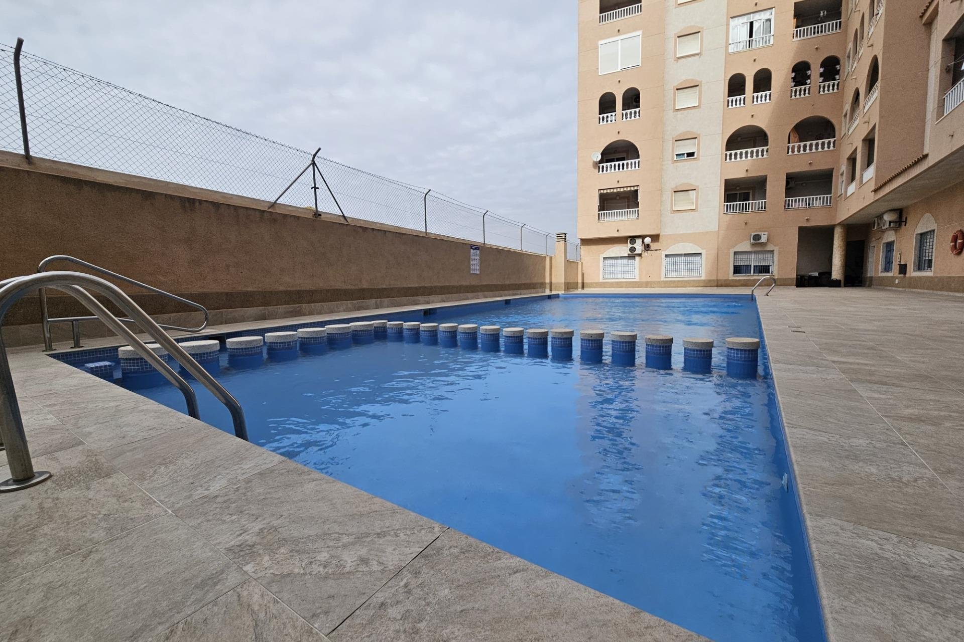 Resale - Apartamento - Torrevieja - Centro