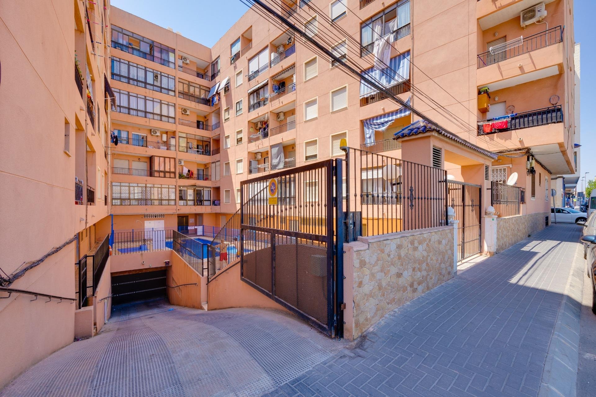 Resale - Apartamento - Torrevieja - Centro