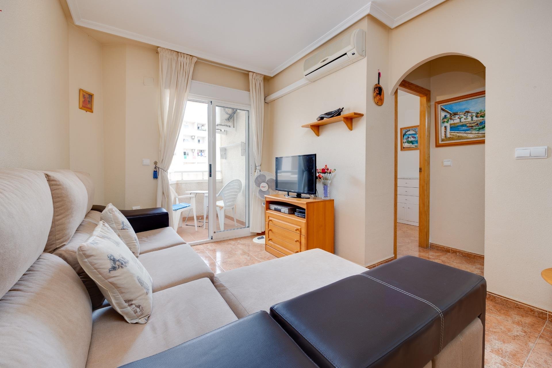 Resale - Apartamento - Torrevieja - Centro