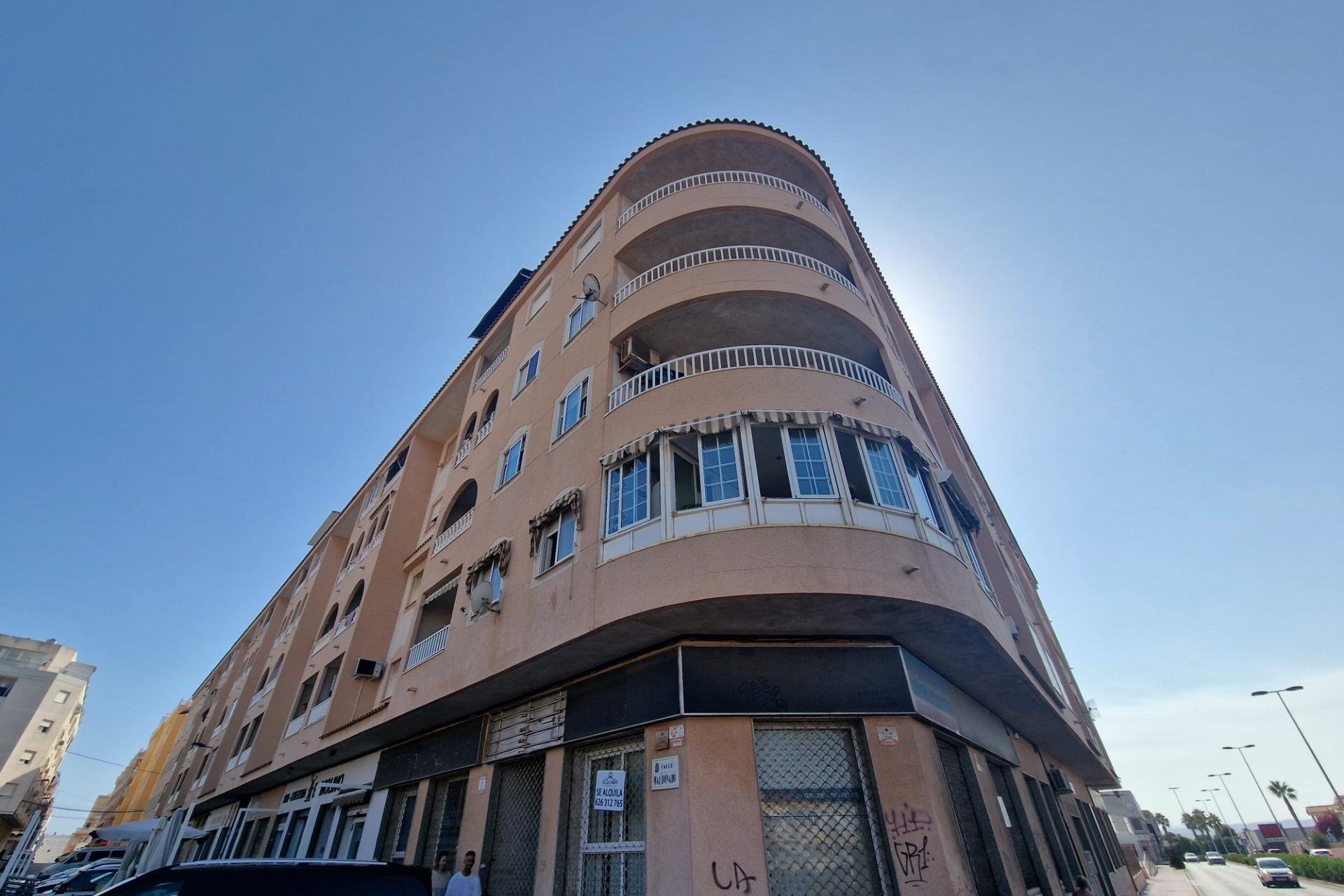 Resale - Apartamento - Torrevieja - Centro