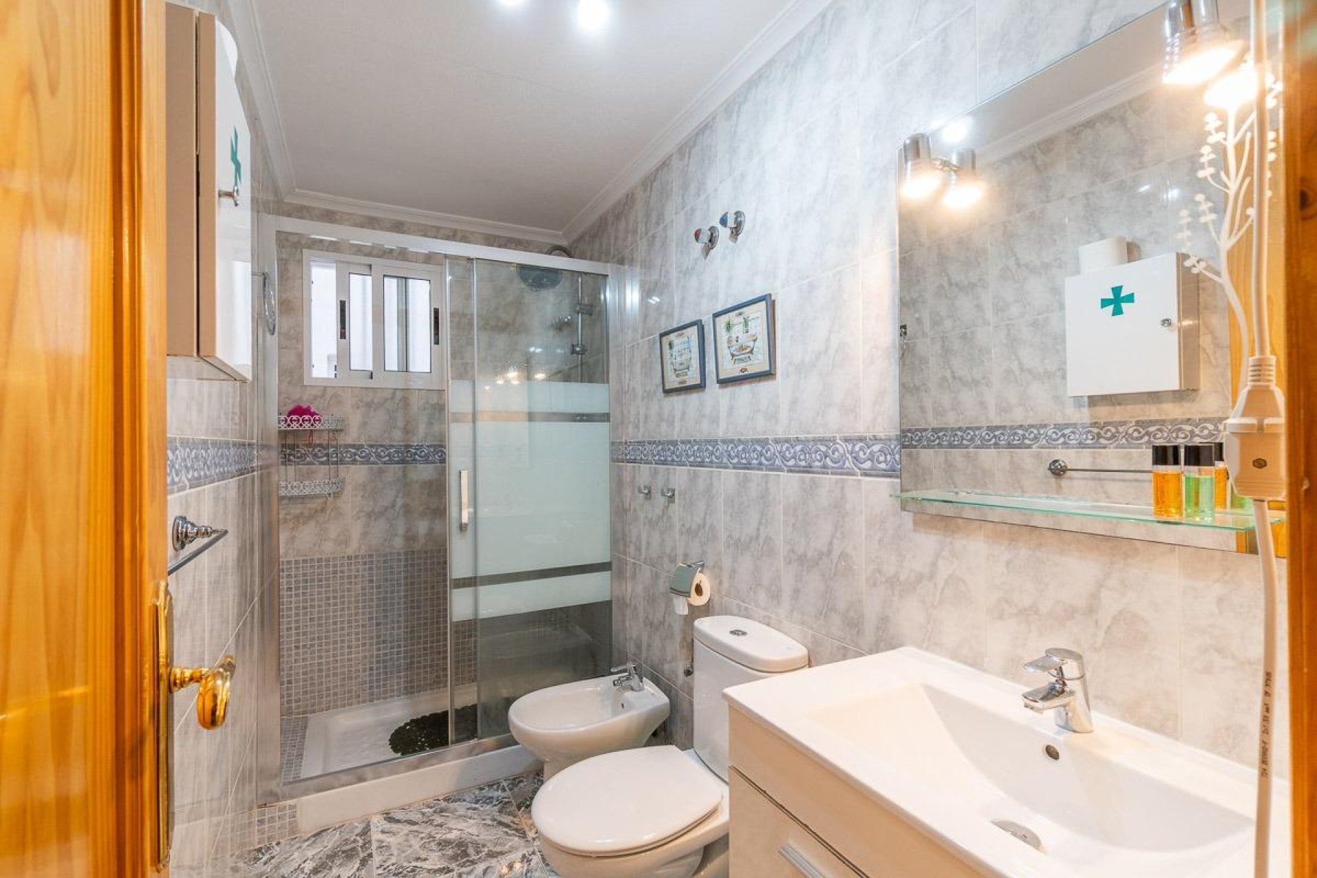 Resale - Apartamento - Torrevieja - Centro