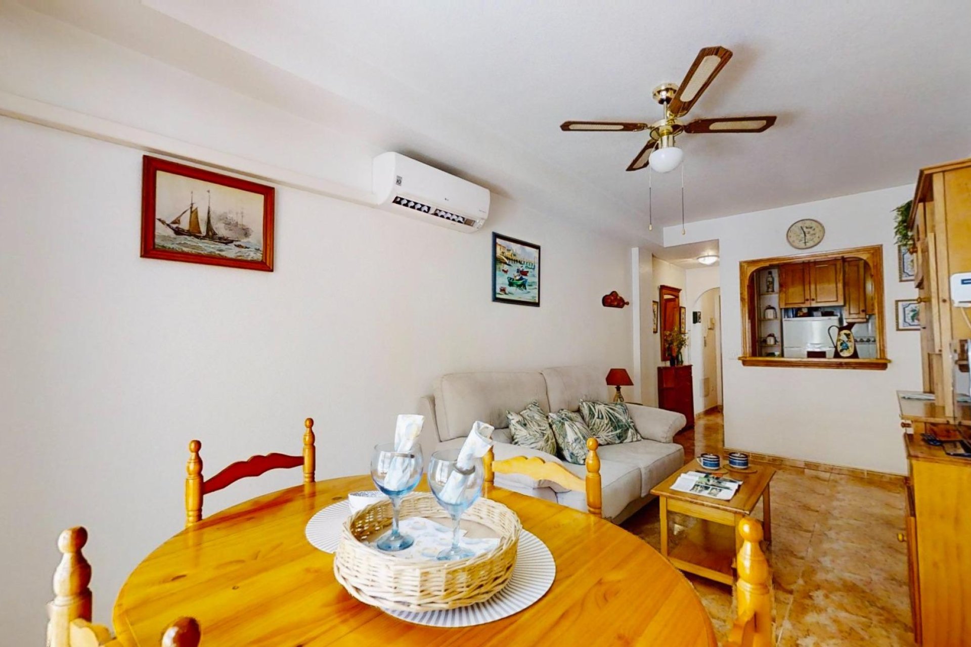 Resale - Apartamento - Torrevieja - Centro