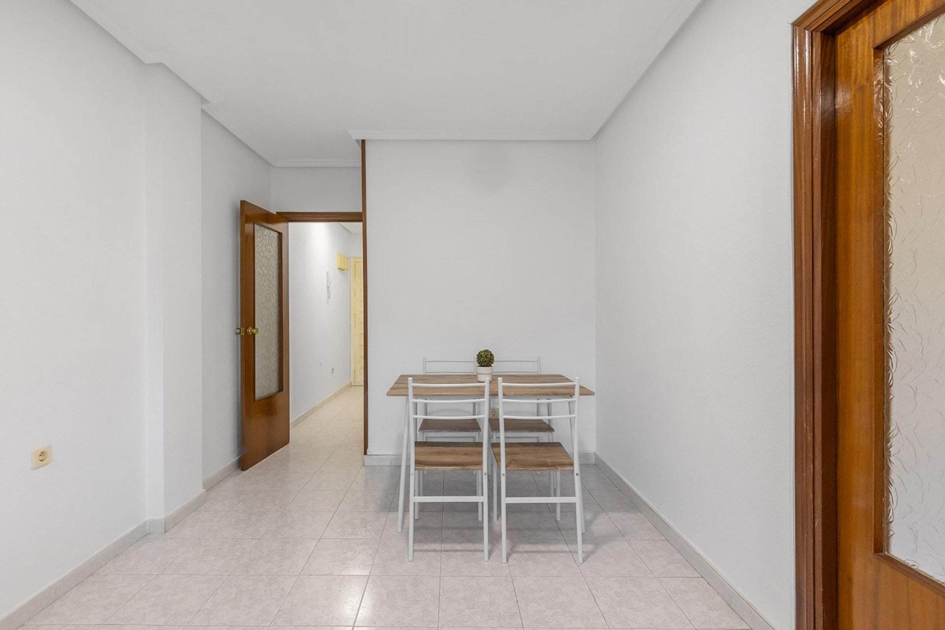 Resale - Apartamento - Torrevieja - Centro